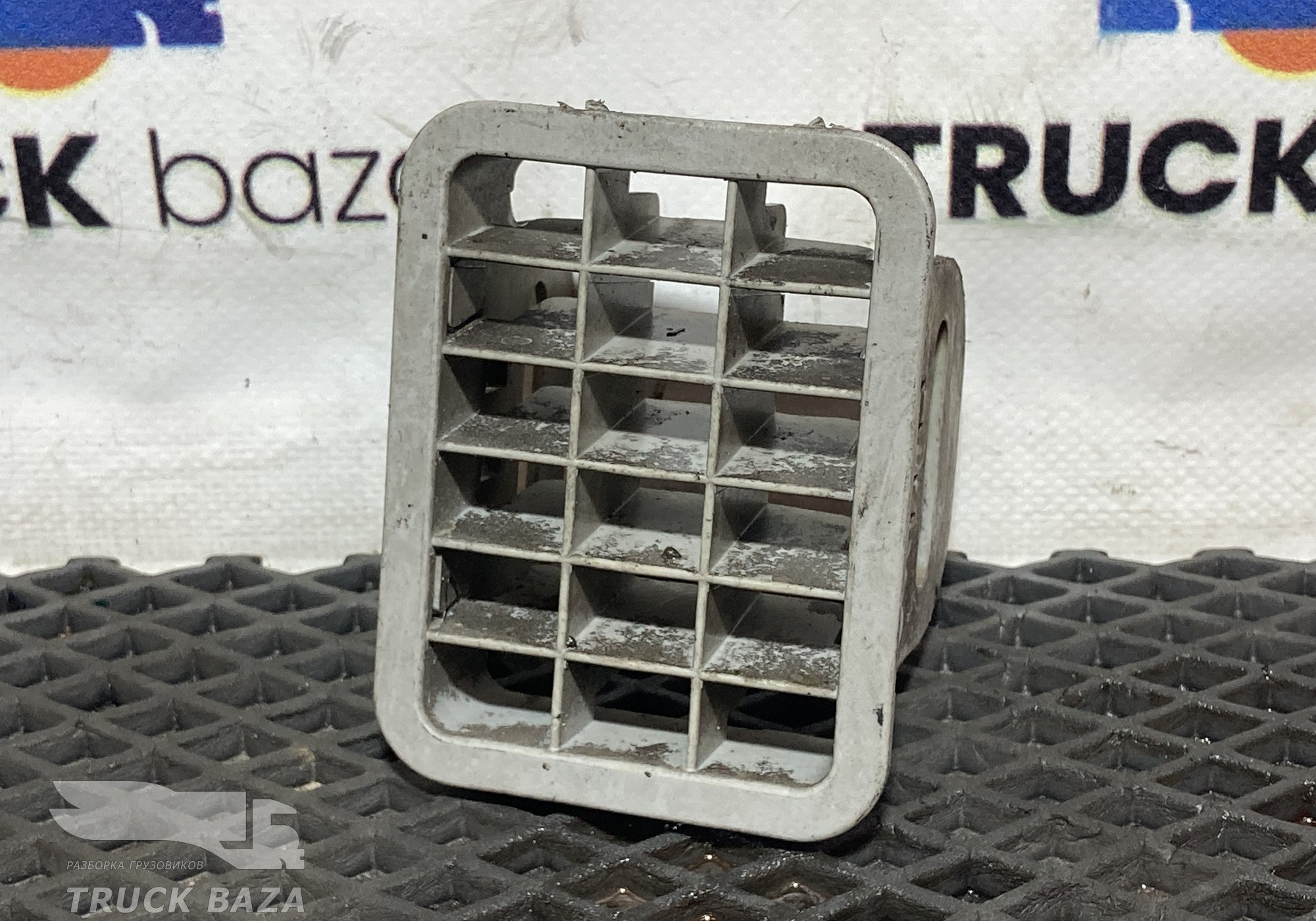 JC4618D664AC Решетка вентиляции обдува салона для Ford F-MAX (с 2018)