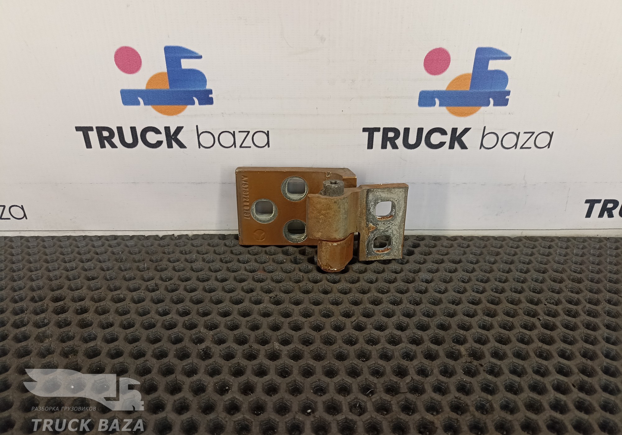 A9737200737 Петля двери левой для Mercedes-Benz