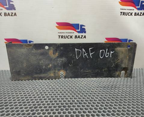 1697314 Кронштейн габарита правого для Daf CF