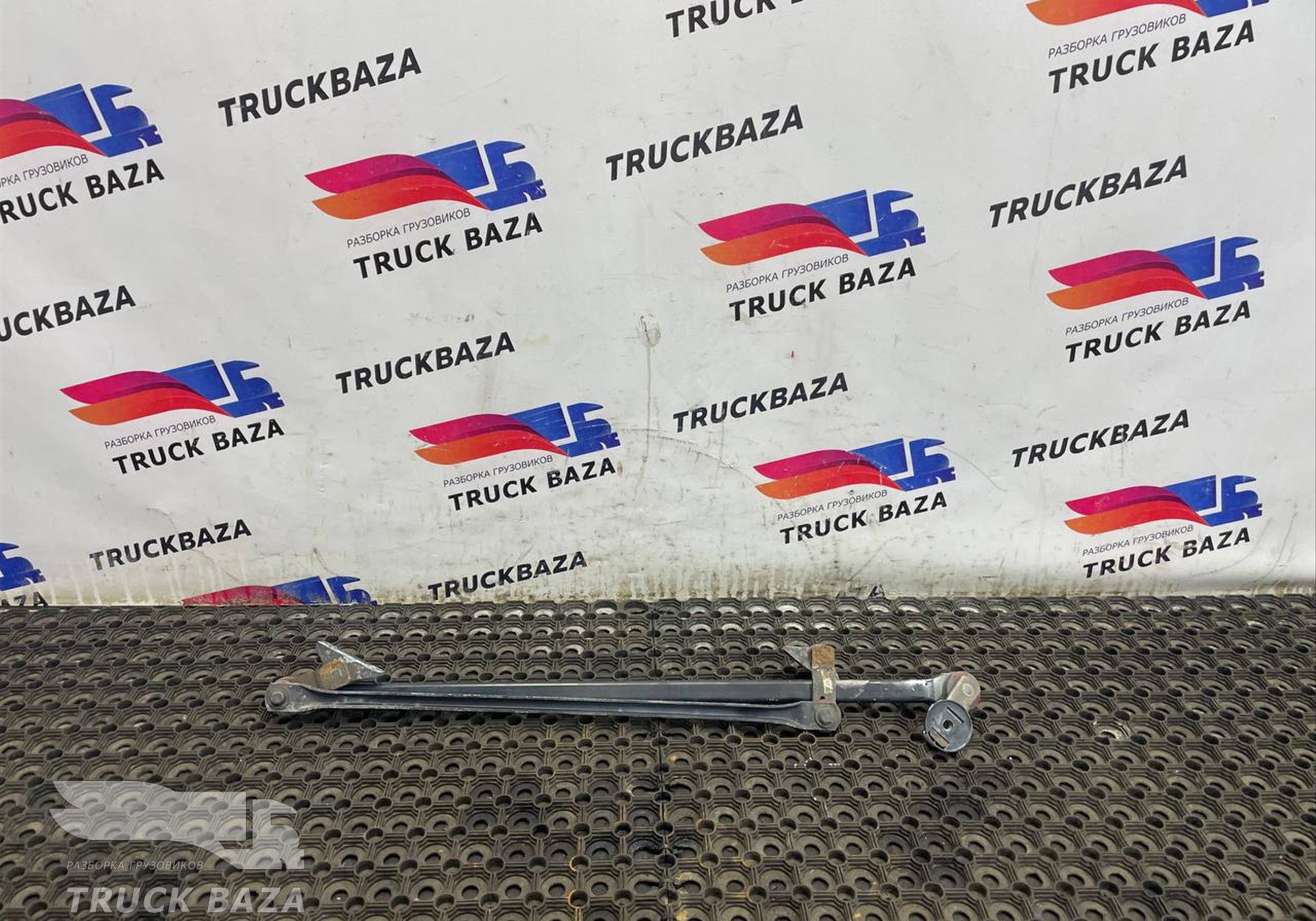 1335163 Трапеция стеклоочистителей для Daf XF105 (с 2005)