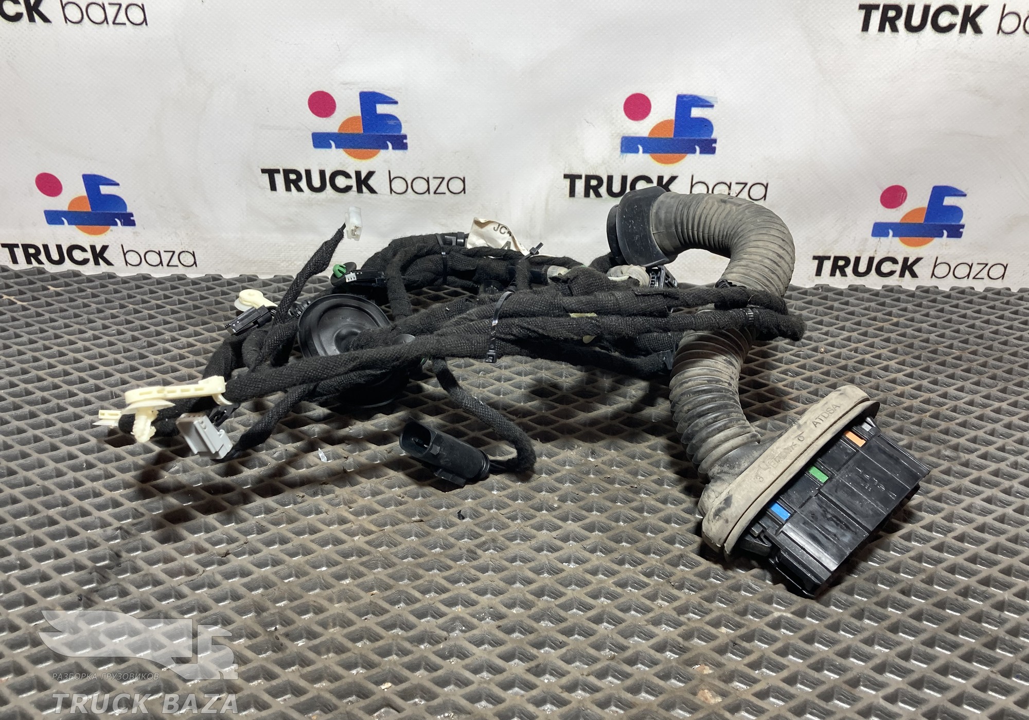 JC4614A584 Электропроводка двери для Ford F-MAX (с 2018)