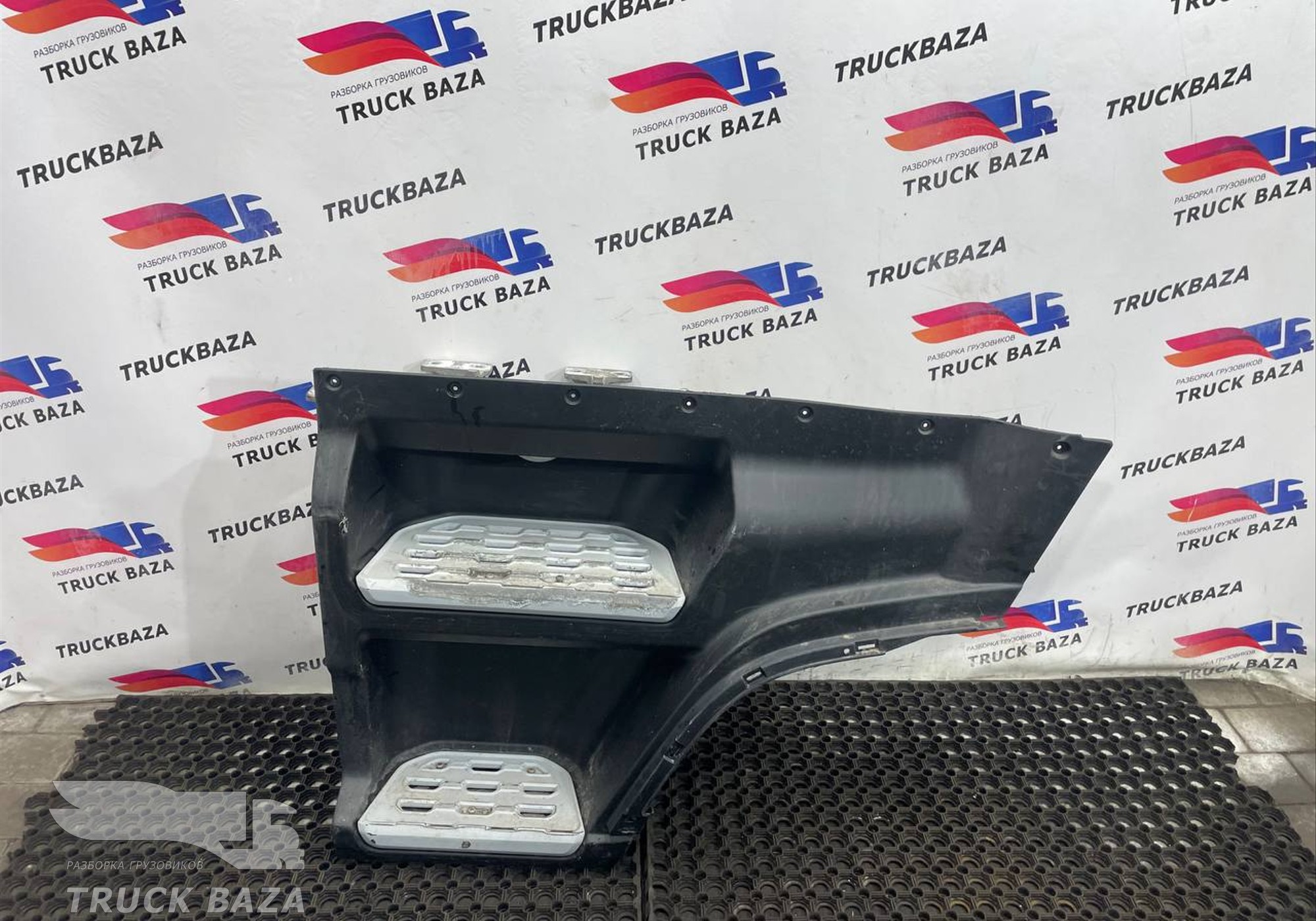 JC46E101K86ACW Корпус подножек левый для Ford F-MAX (с 2018)