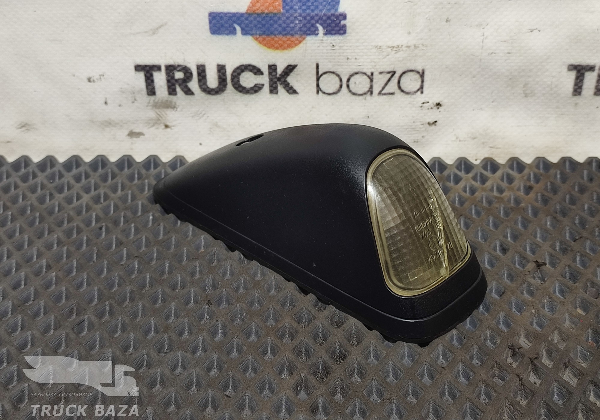 0028205056 Габарит крыши боковой левый для Mercedes-Benz