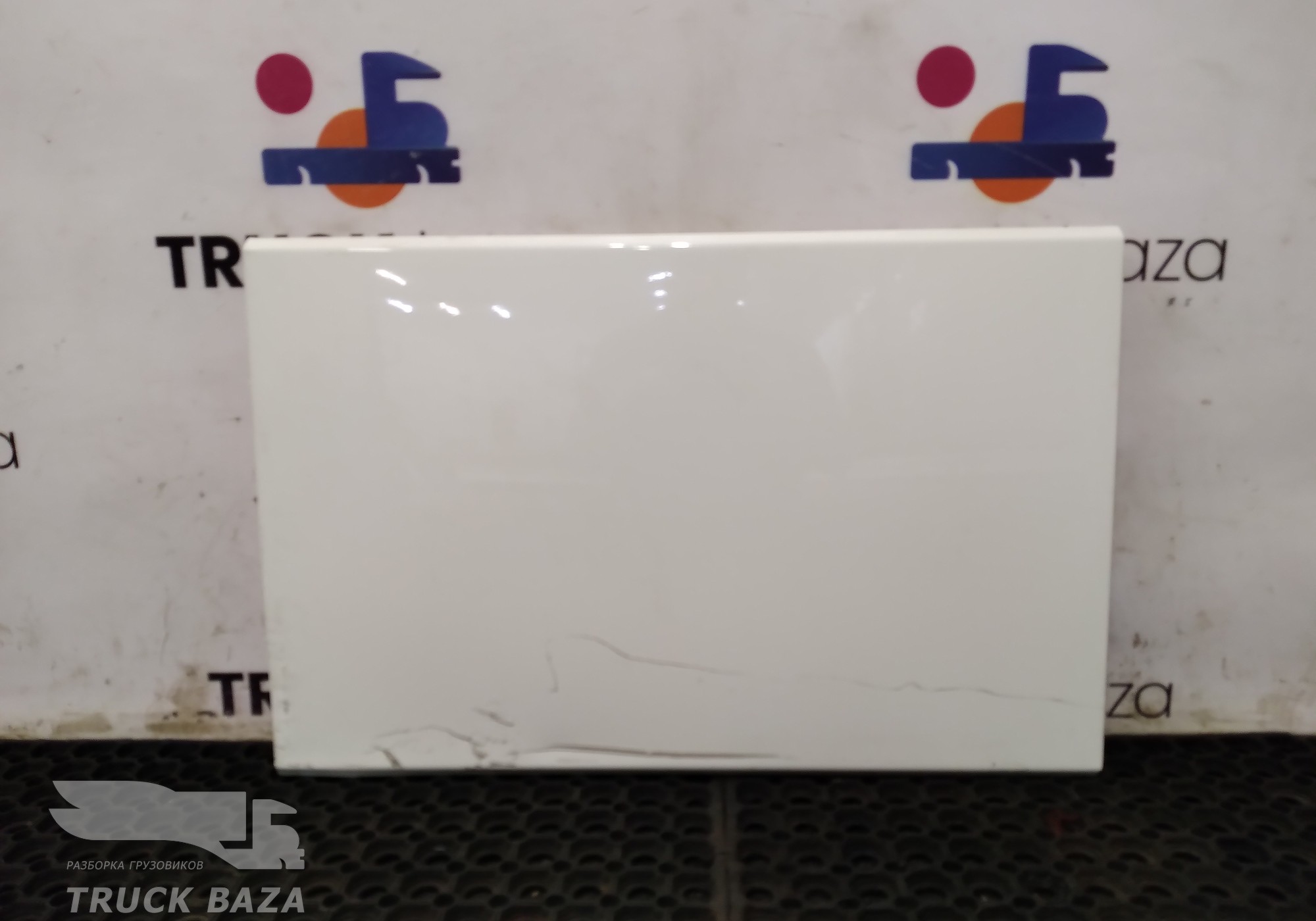 1311495 Крышка инструментального ящика