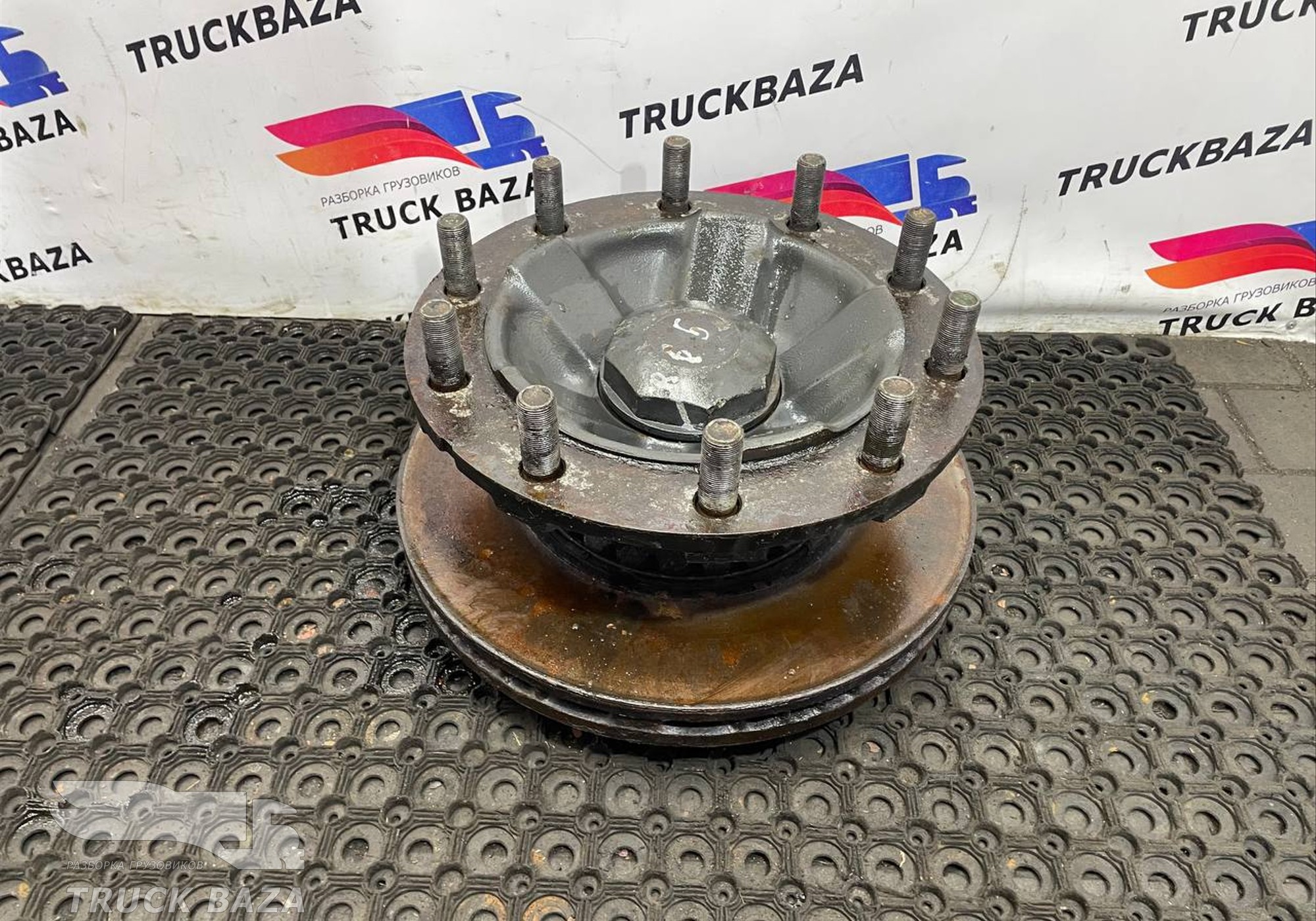 7421022433 Ступица передняя для Volvo