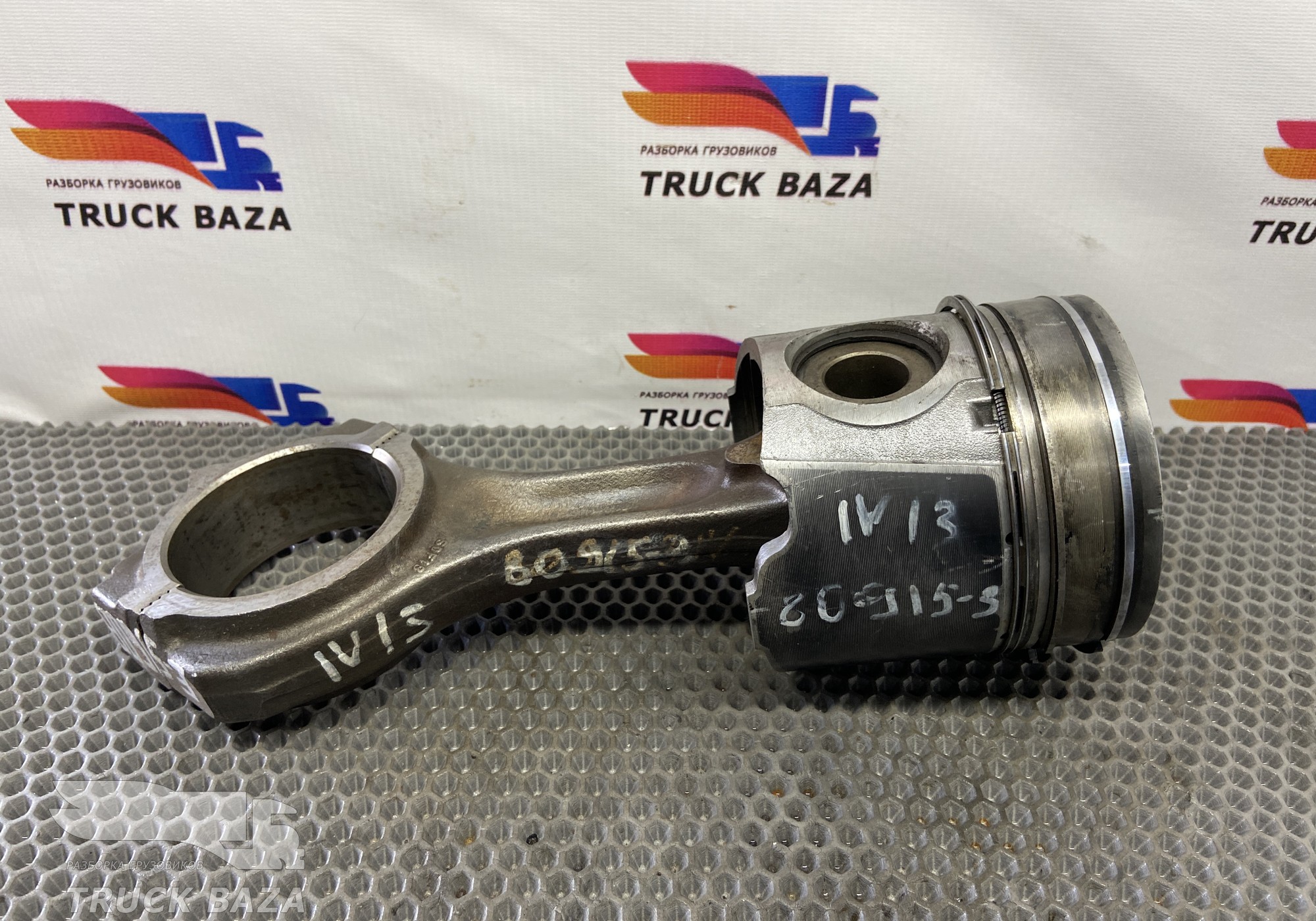 500380393 Поршень с шатуном для Iveco EuroTech