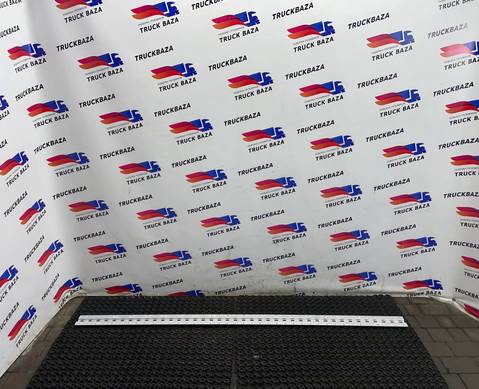 1068339 Такелажная рейка длиной 200 для Полуприцепы Schmitz