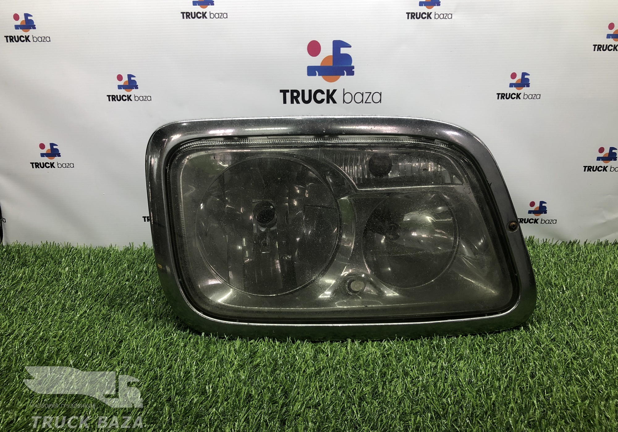 9438206461 Фара правая