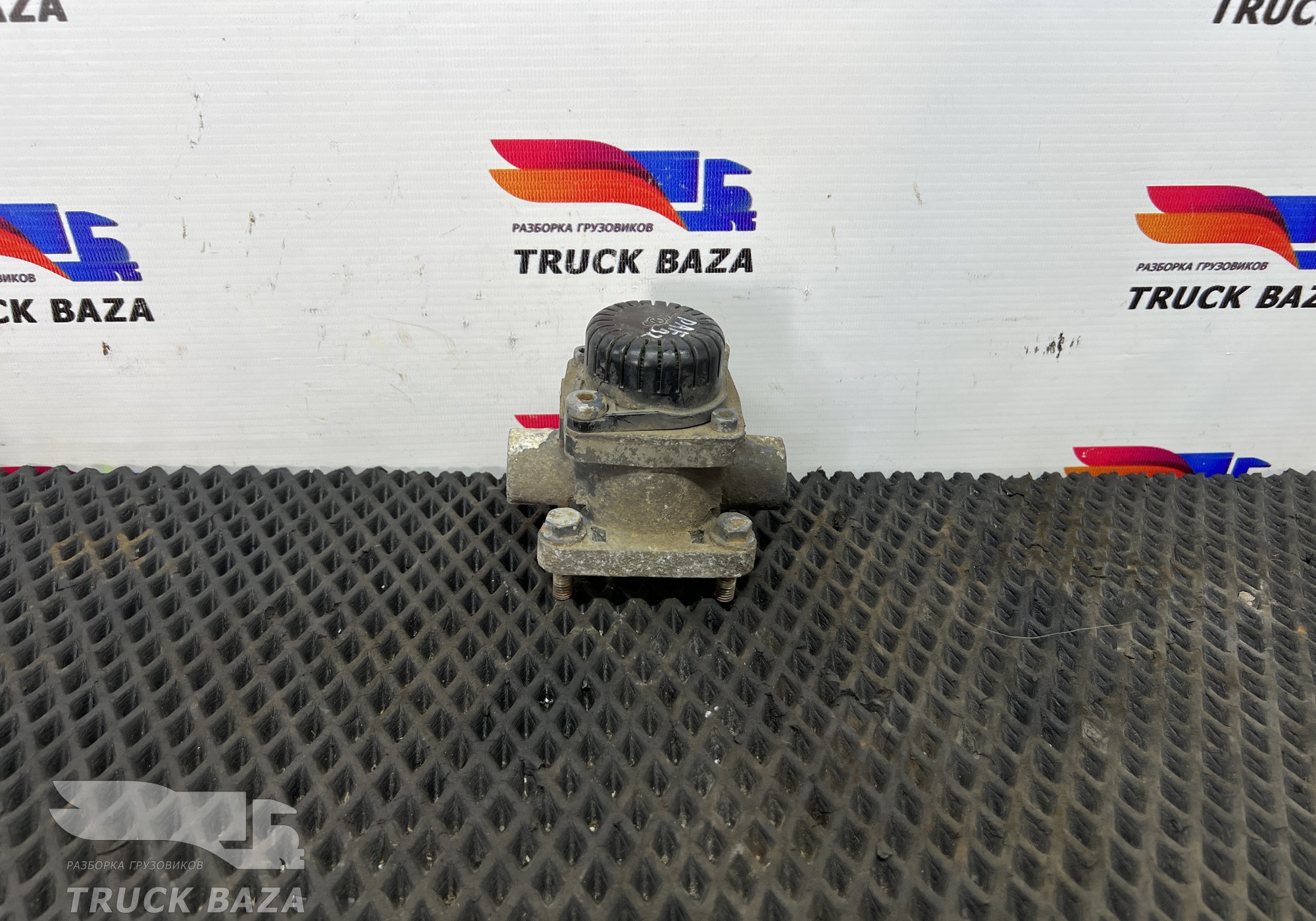 5010525137 Клапан ускорительный для Daf XF105