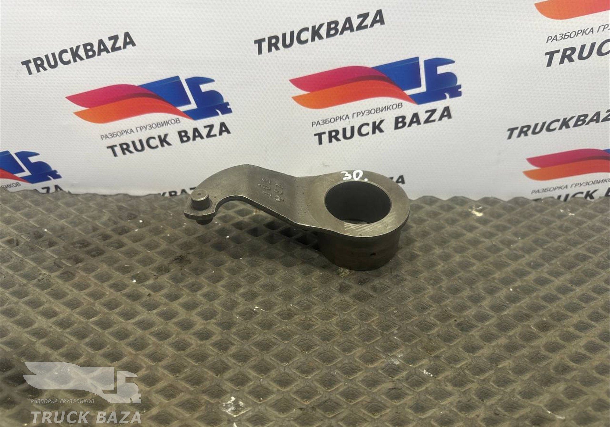 5801880945 Коромысло для Iveco Stralis II Hi-Way (с 2012)