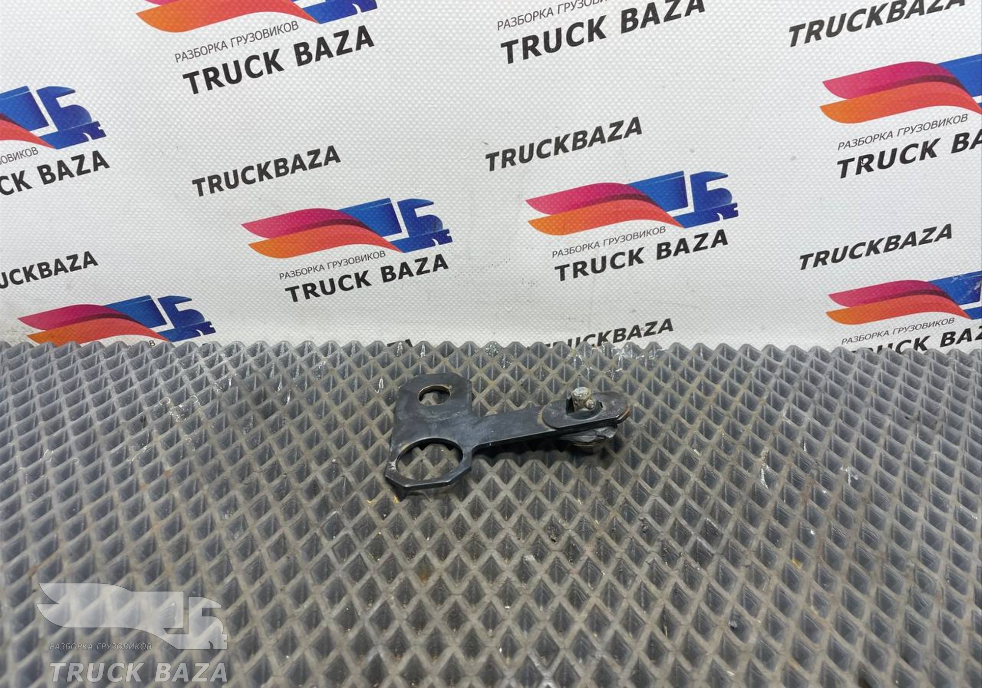 A9615013720 Кронштейн радиатора верхний для Mercedes-Benz Actros New Actros MP4 (с 2011)