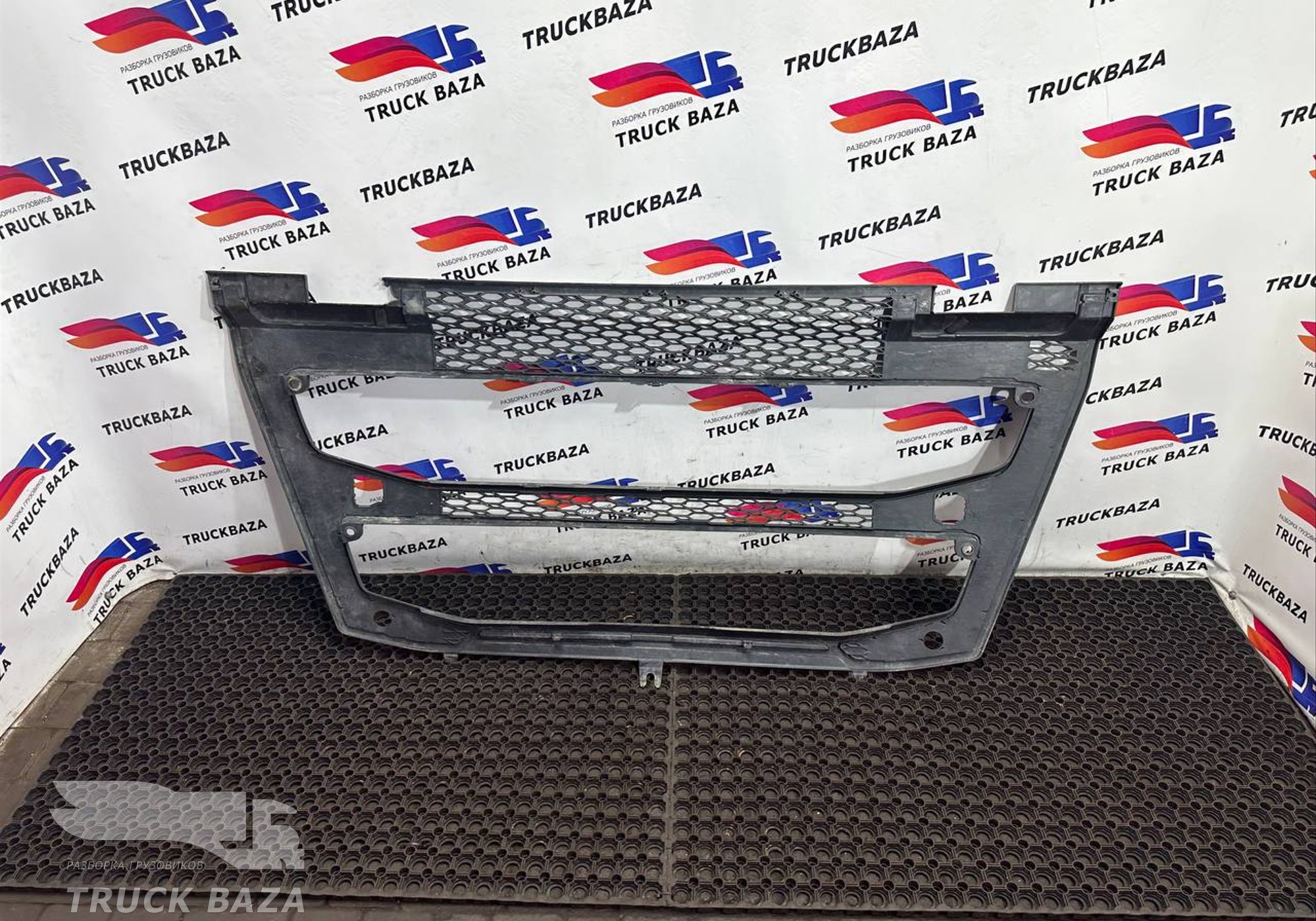 82491908 Решетка радиатора для Volvo FH 4 (с 2012)