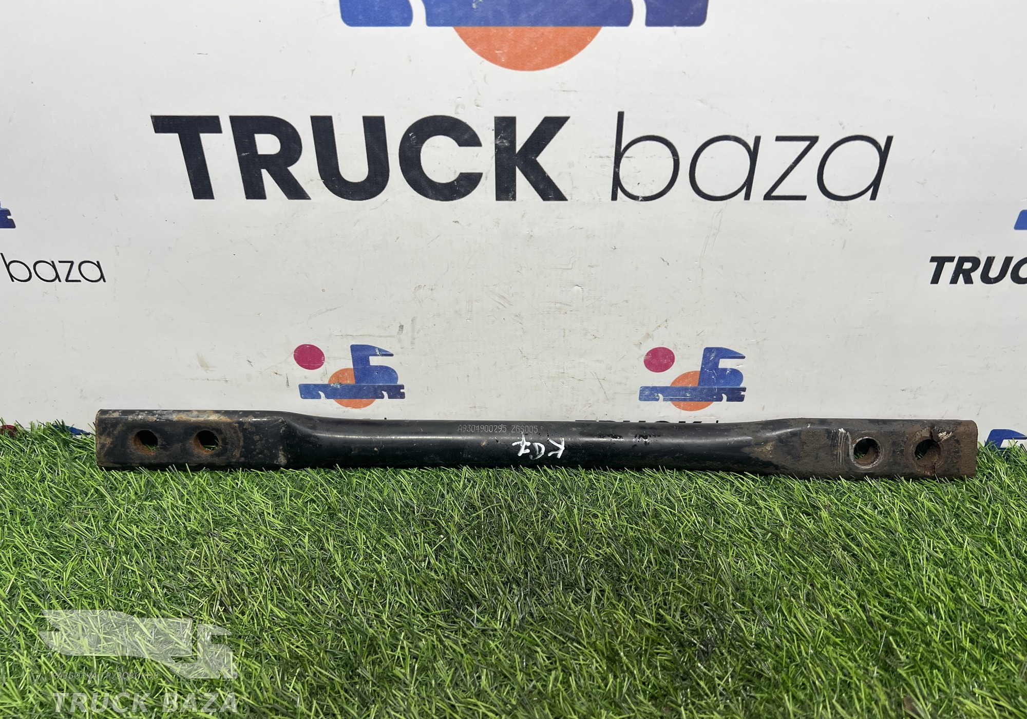 A9304900295 Кронштейн глушителя