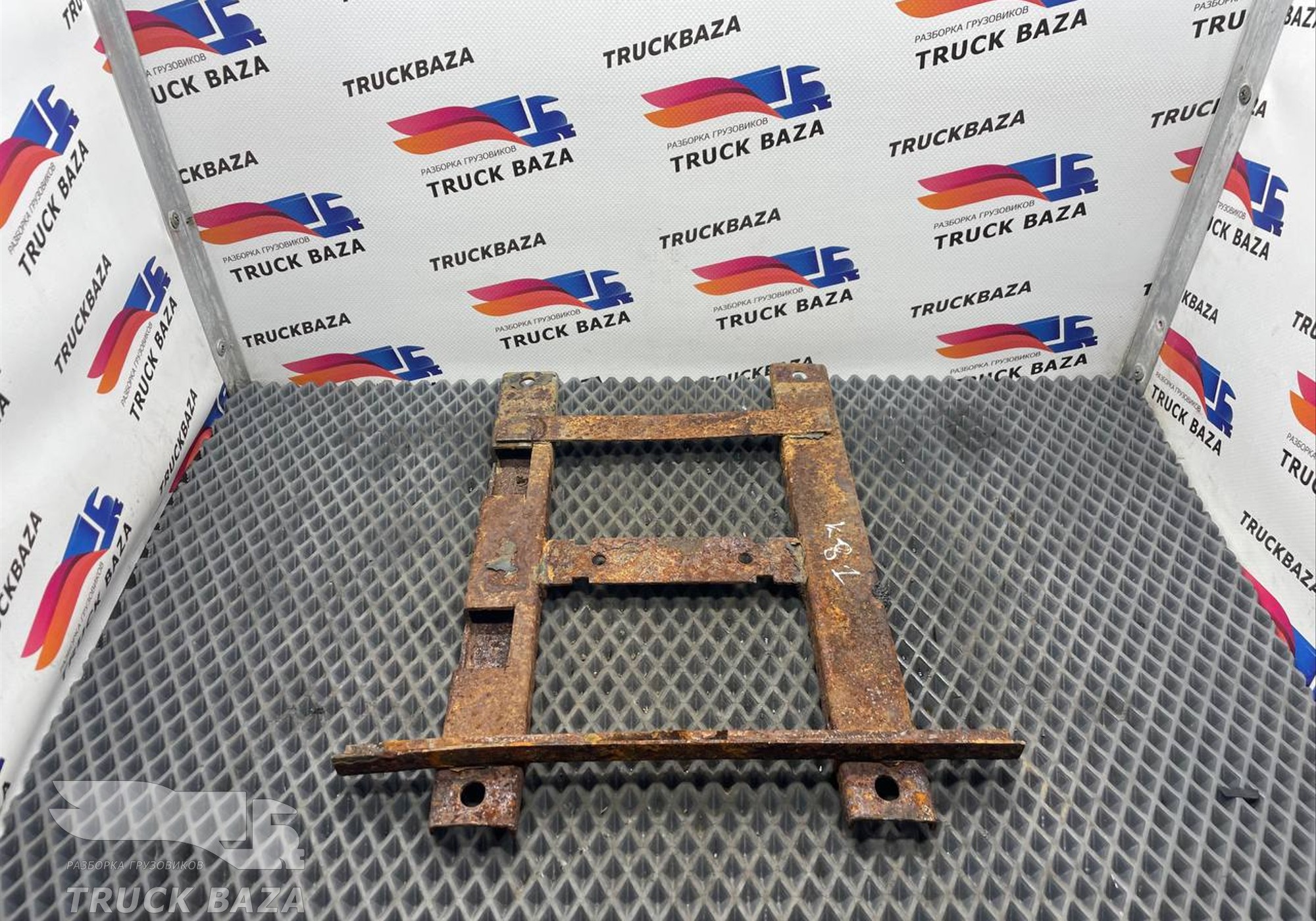 54901370307311 Рамка крепления АКБ для КАМАЗ 54901