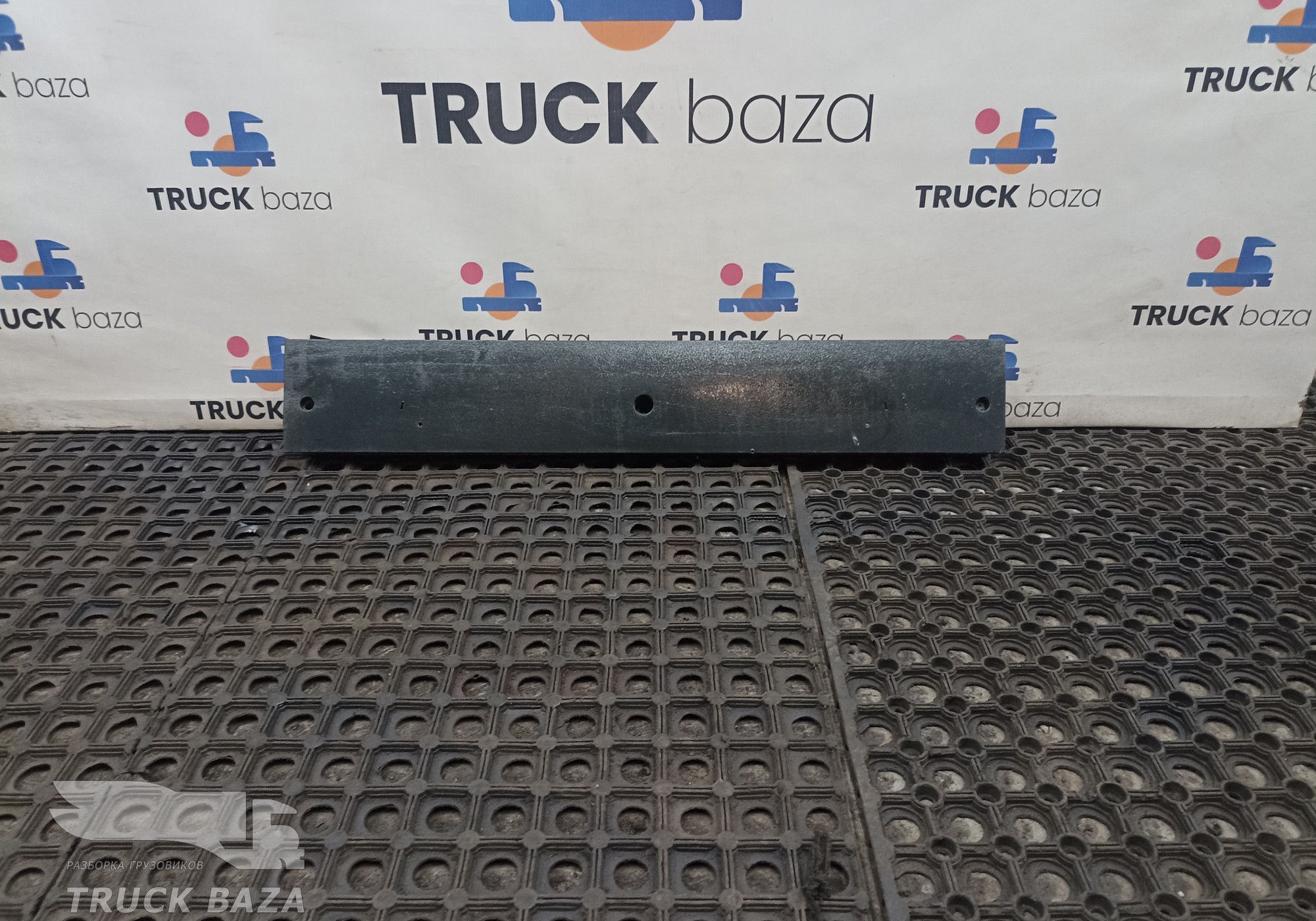 81629300264 Накладка салона кабины для Man TGX I (с 2007)