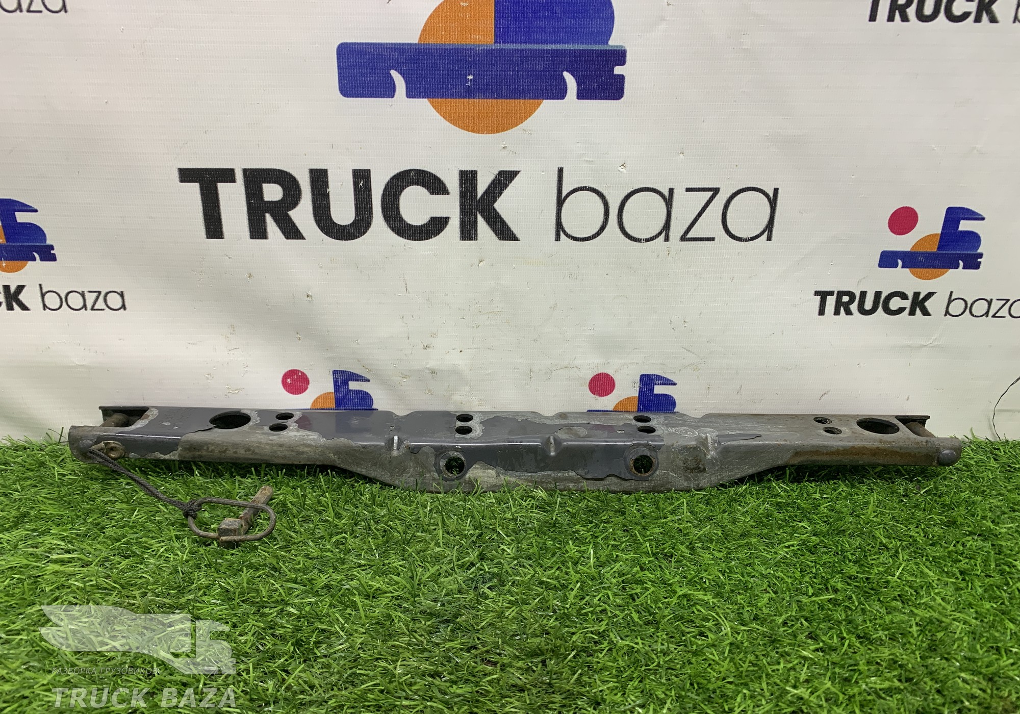 1398041 Кронштейн спойлера