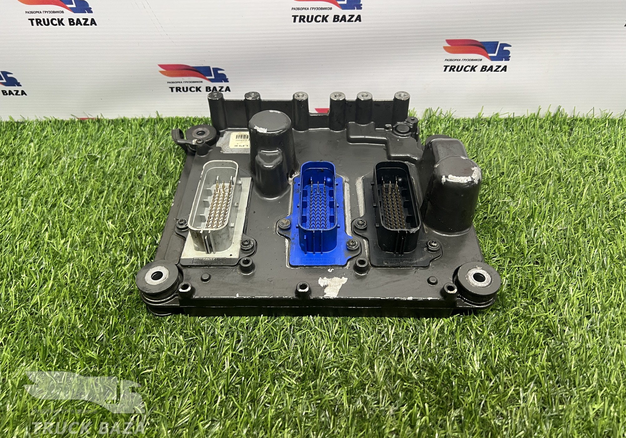 1887331 Блок управления двигателем