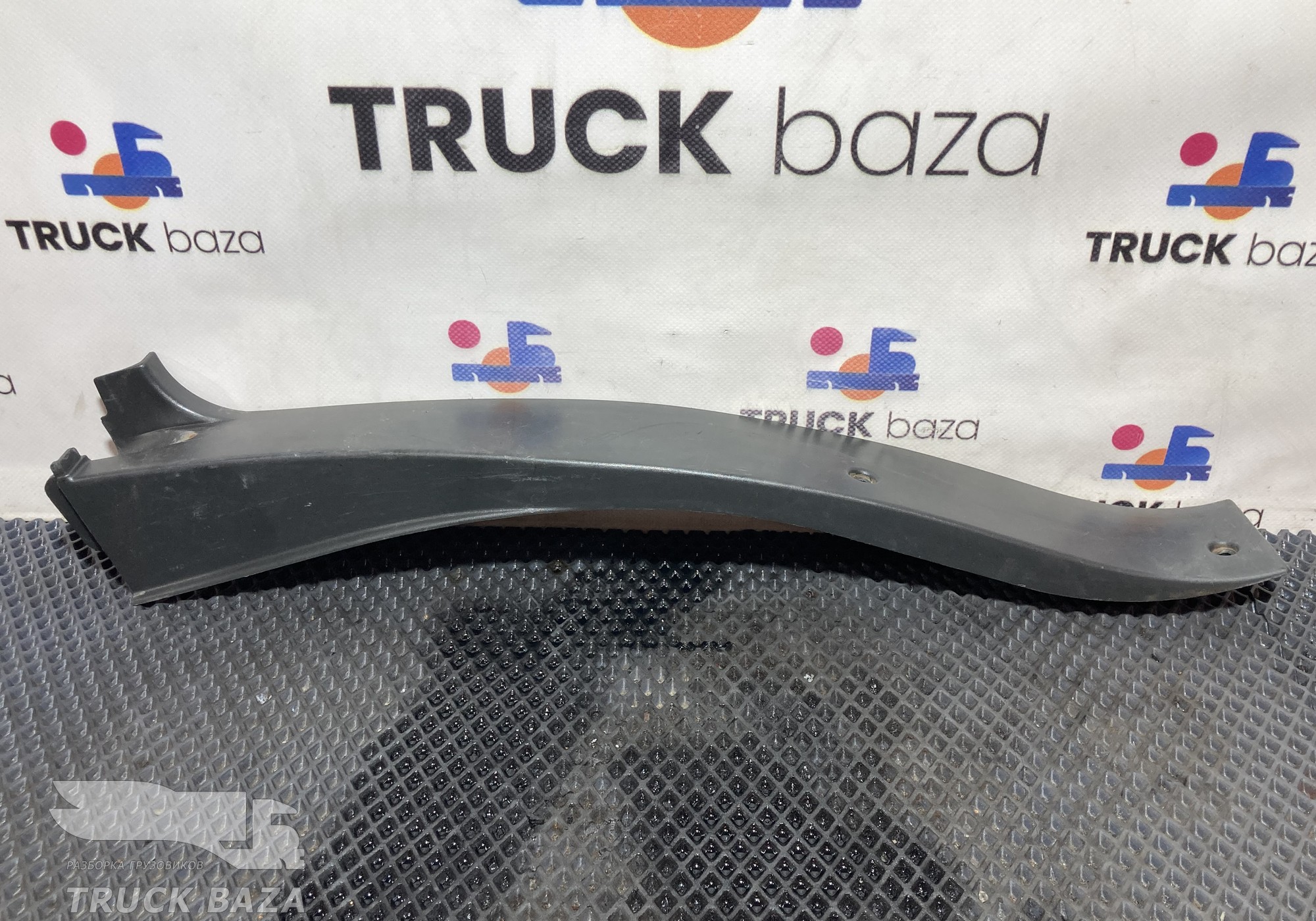 81615100755 Накладка порога левая для Man TGS I (с 2007)