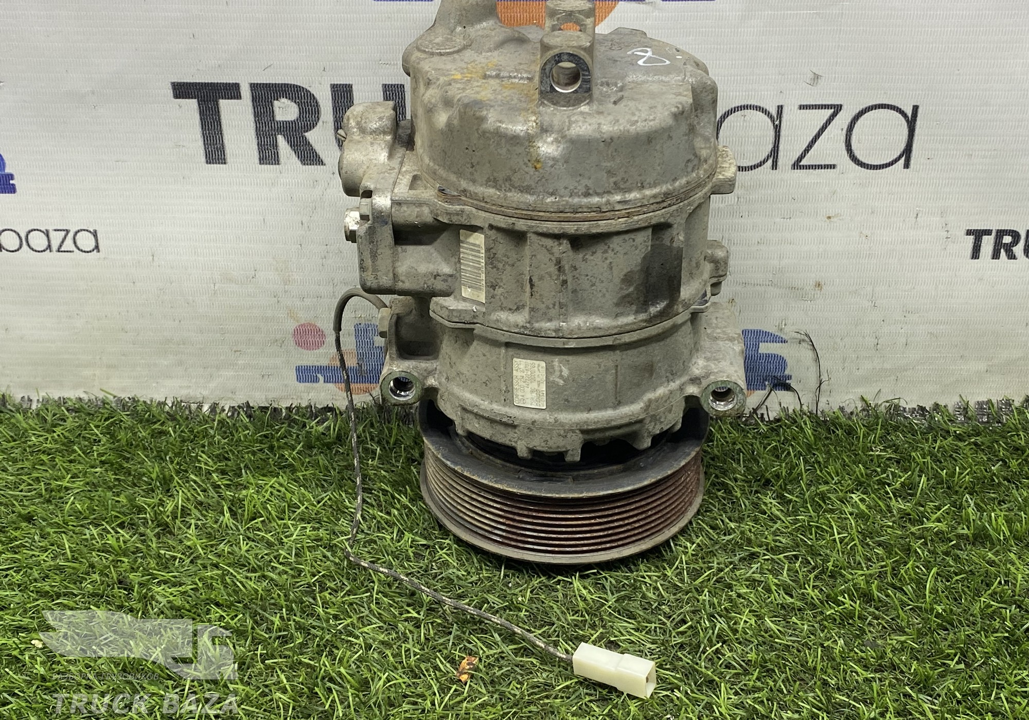 A0002343711 Компрессор кондиционера