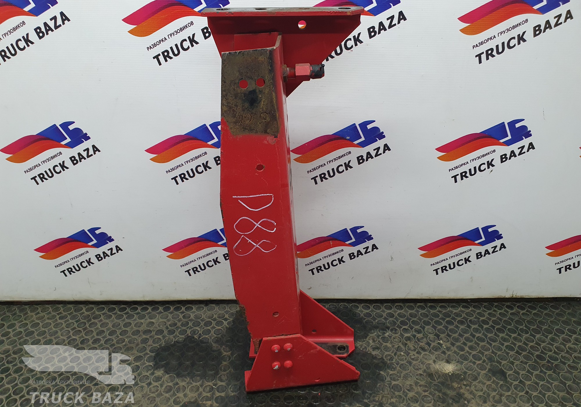 1341486 Траверса рамы поперечная для Daf CF