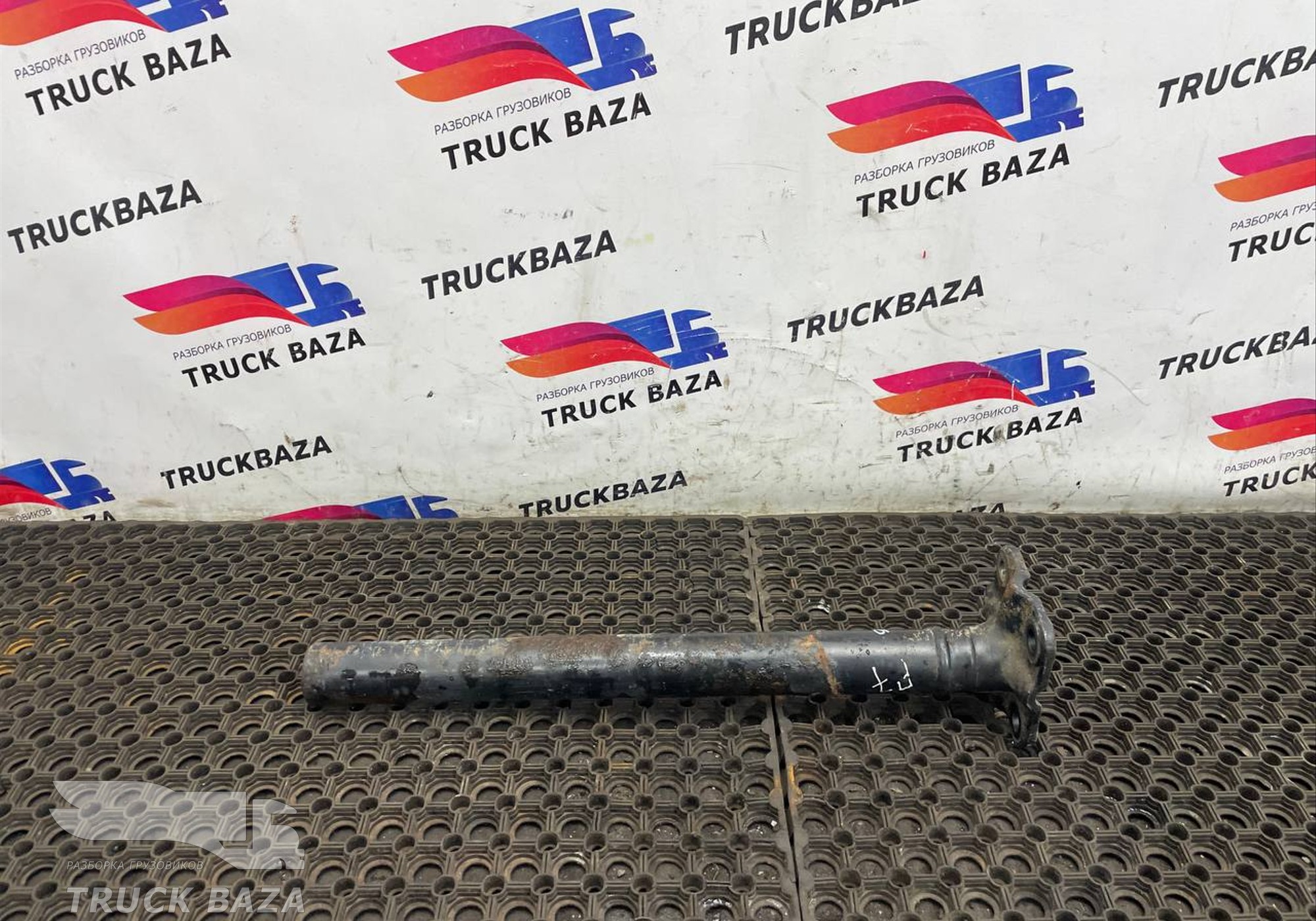 CC4616A310FD Кронштейн заднего крыла передний для Ford F-MAX (с 2018)