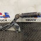 1664086 Кронштейн торсиона кабины левый для Man TGX I (с 2007)