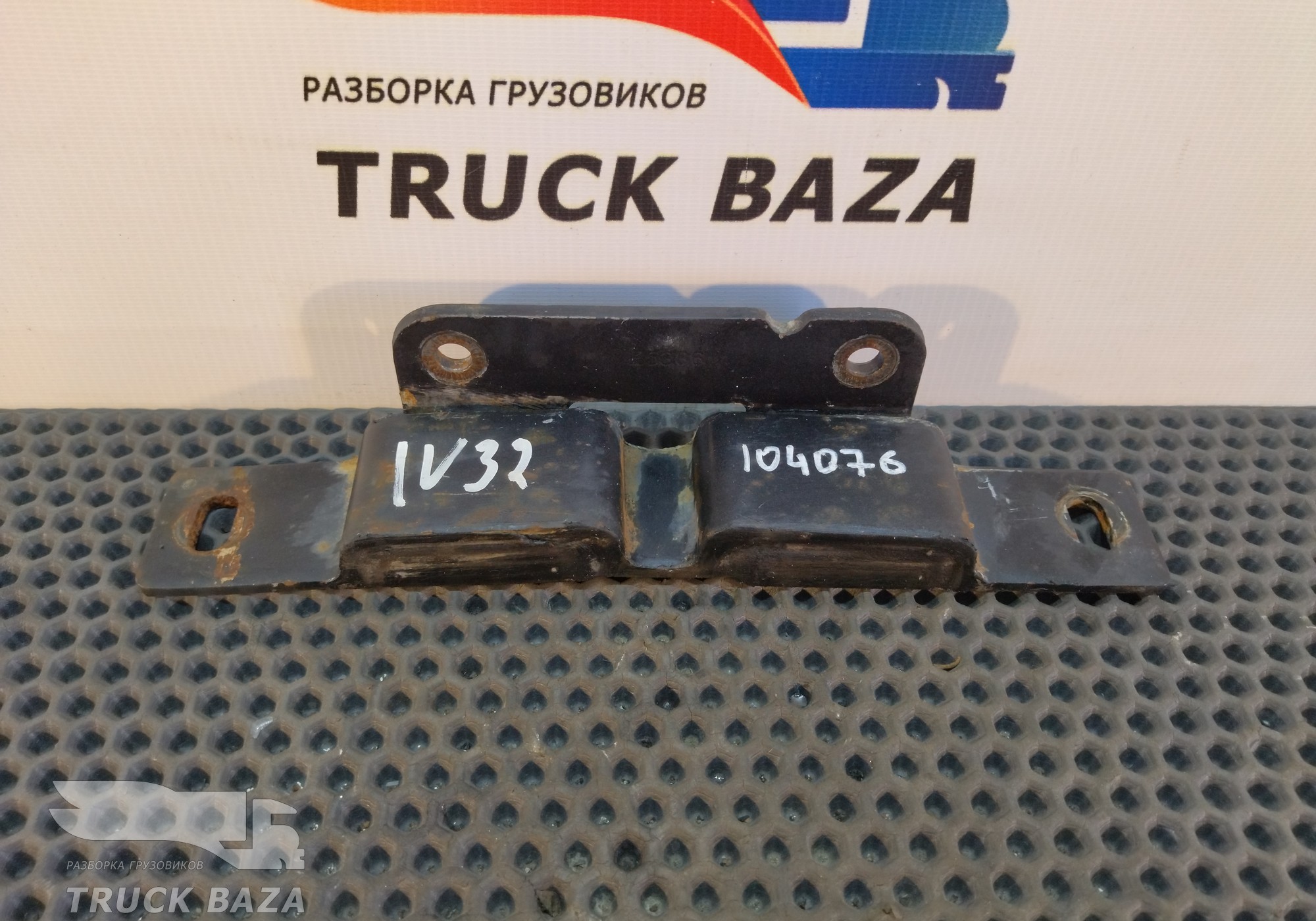 41214451 Кронштейн радиатора для Iveco