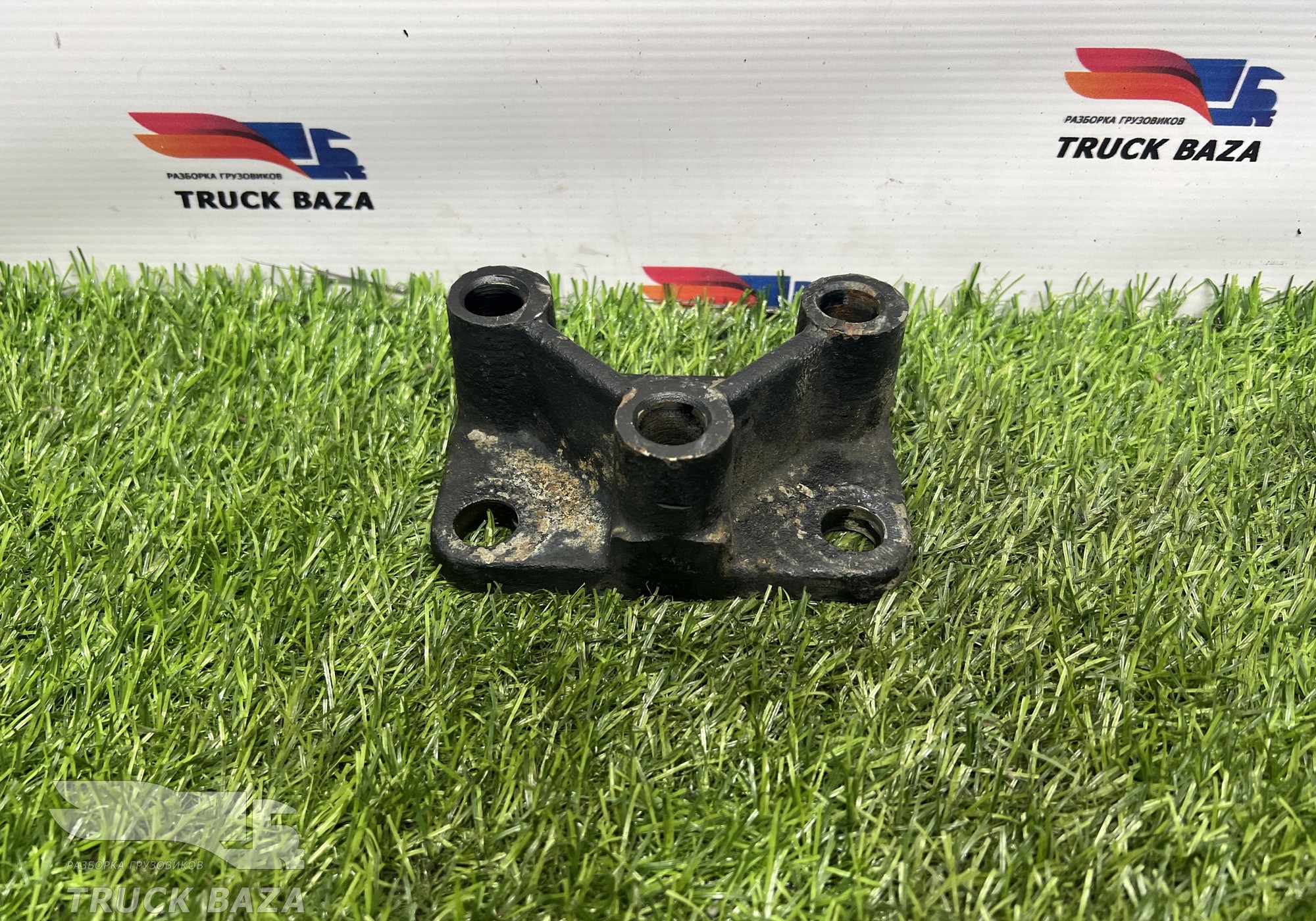 549011208710 Кронштейн глушителя для КАМАЗ 54901