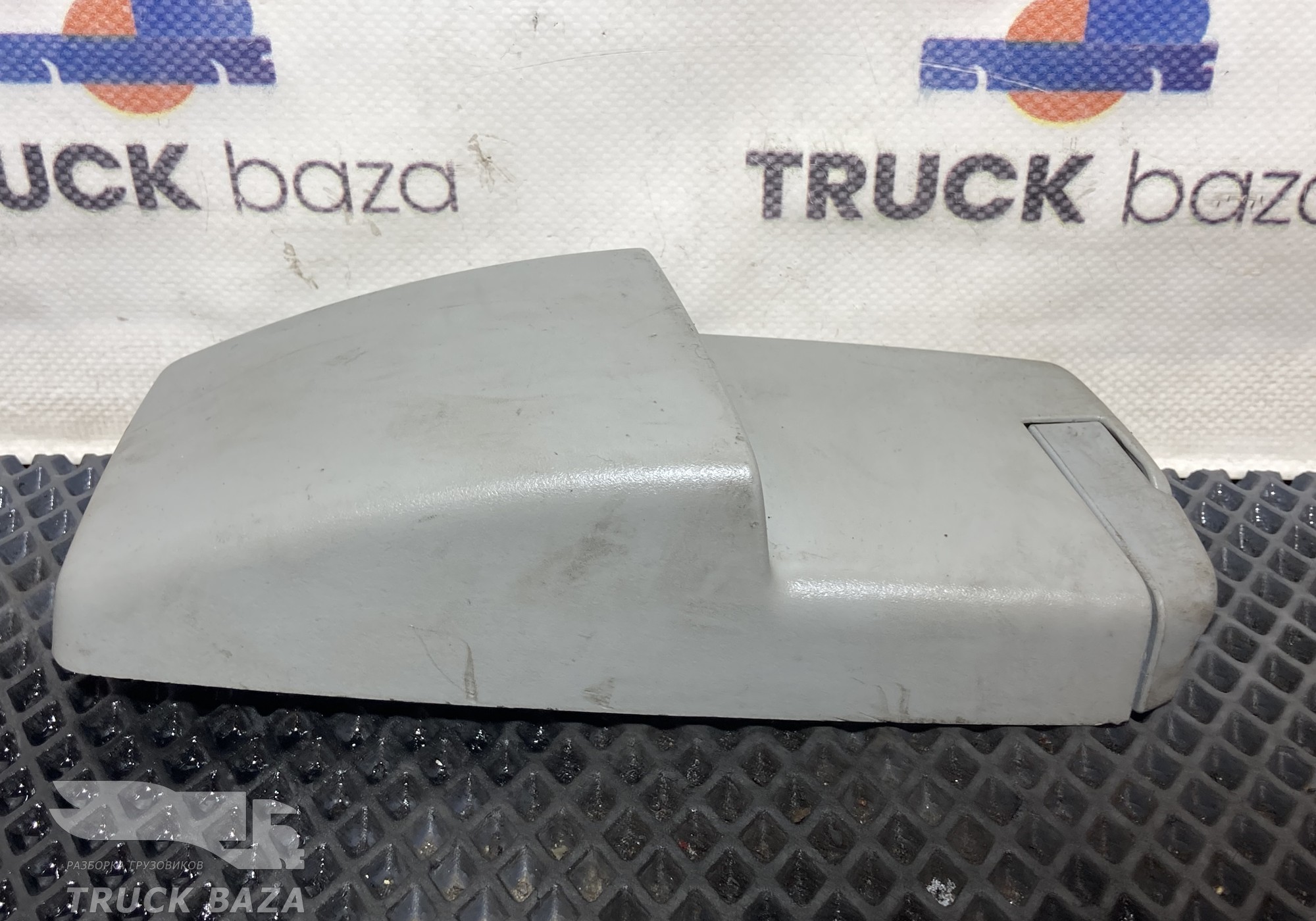 81621586035 Фиксатор спальника