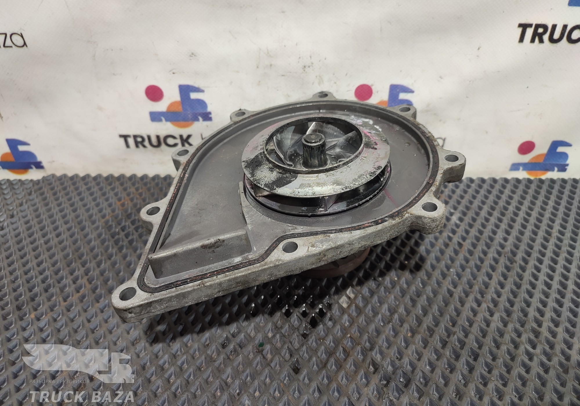 4722000401 Насос водяной (помпа) для Mercedes-Benz Actros New Actros MP4 (с 2011)