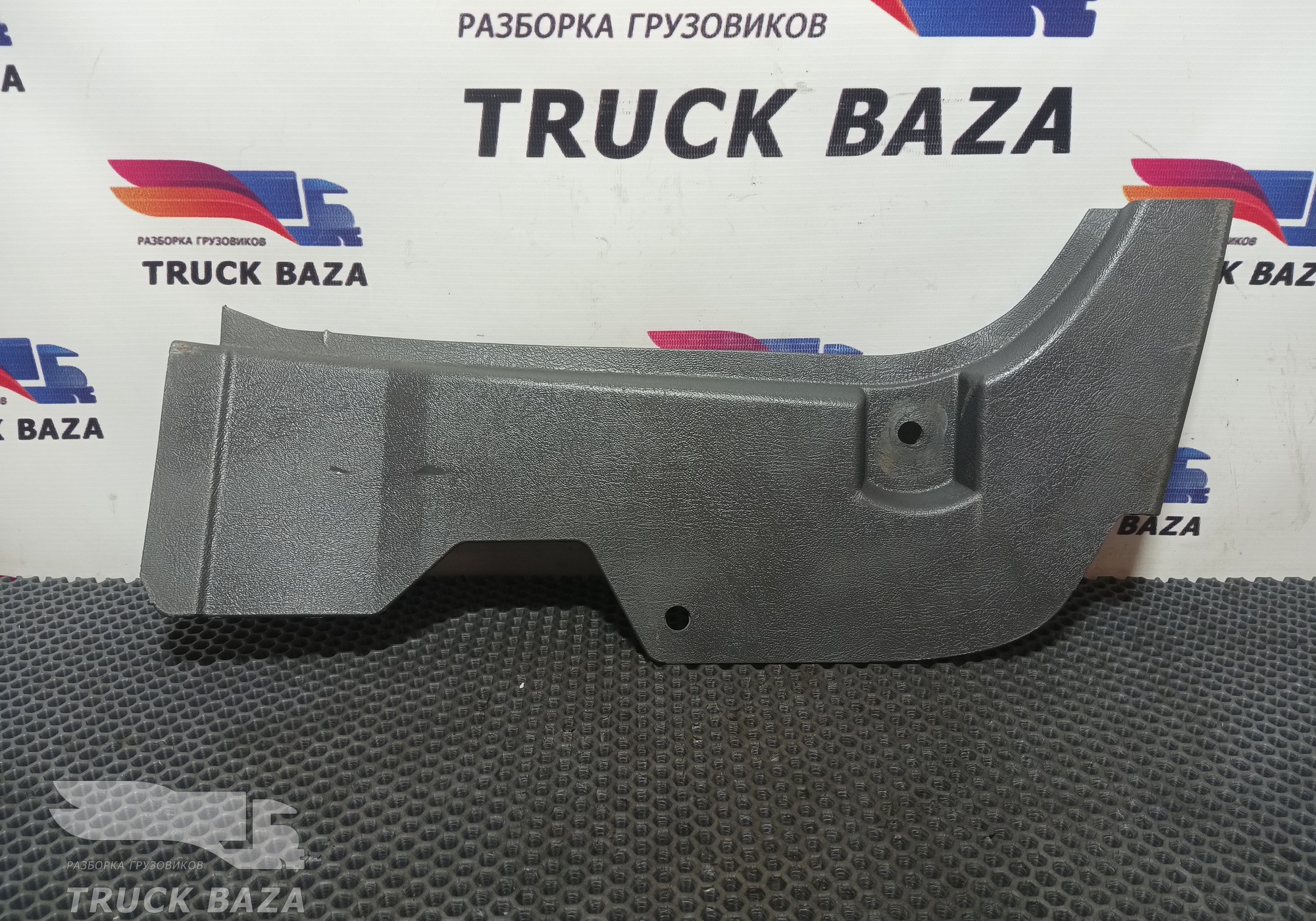 8144229 Обшивка стойки правая для Volvo FM II (с 2002)