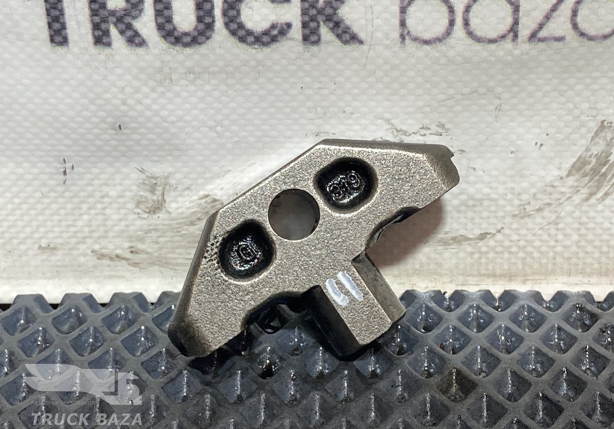 1675249 Коромысло