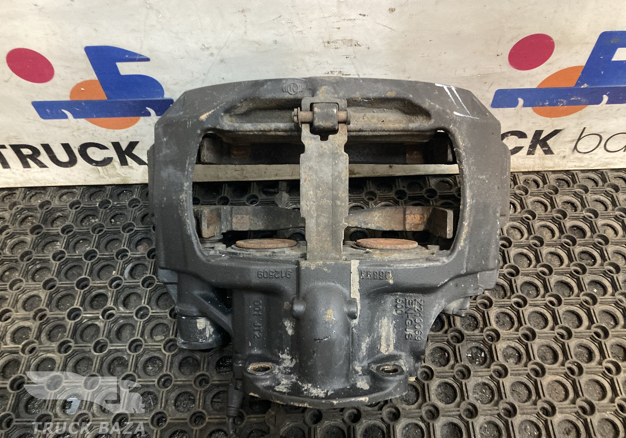 0004202702 Суппорт задний левый для Mercedes-Benz Axor II (с 2004 по 2010)