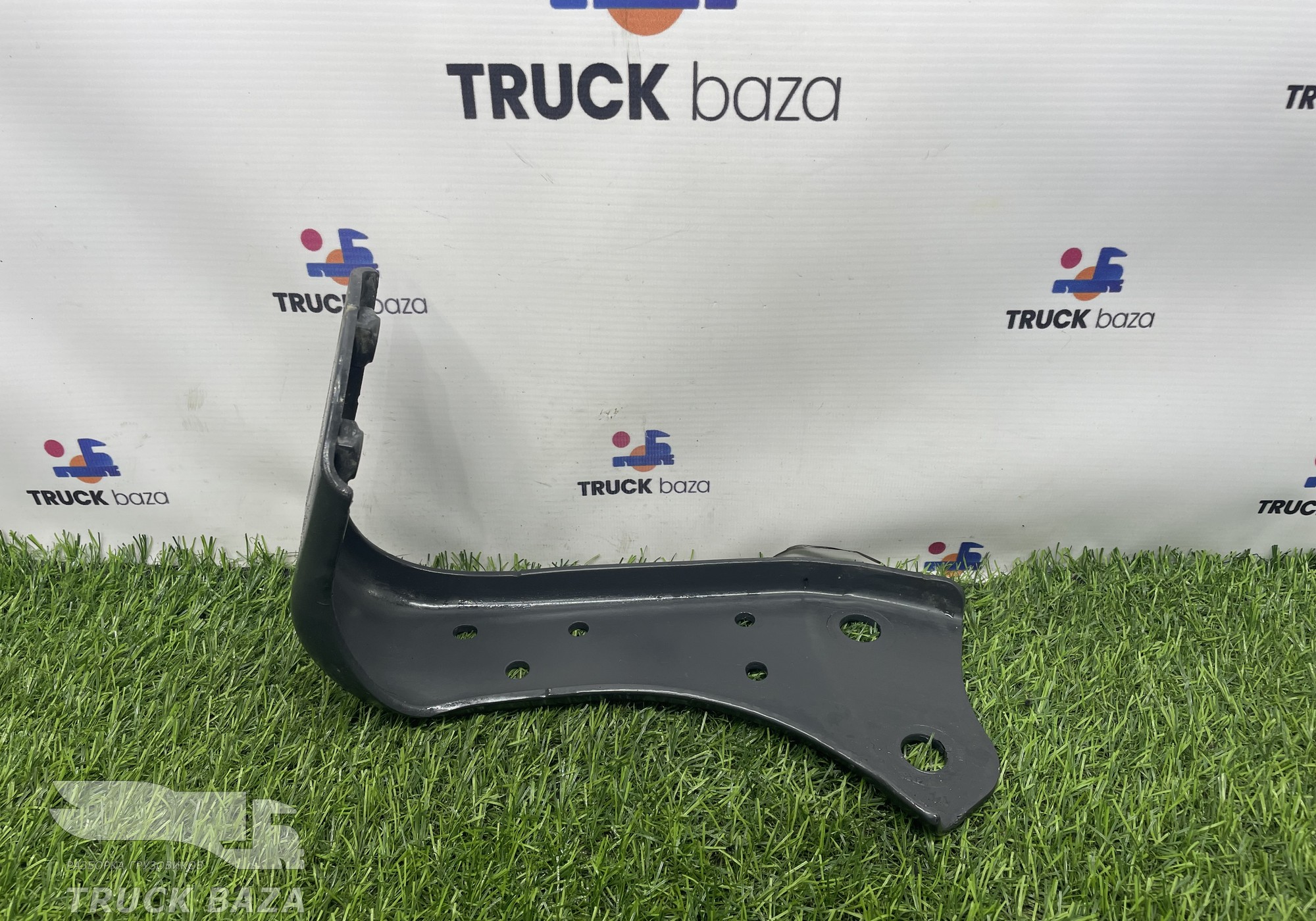 2649863 Кронштейн подножки левый для Scania 6-series G (с 2016)