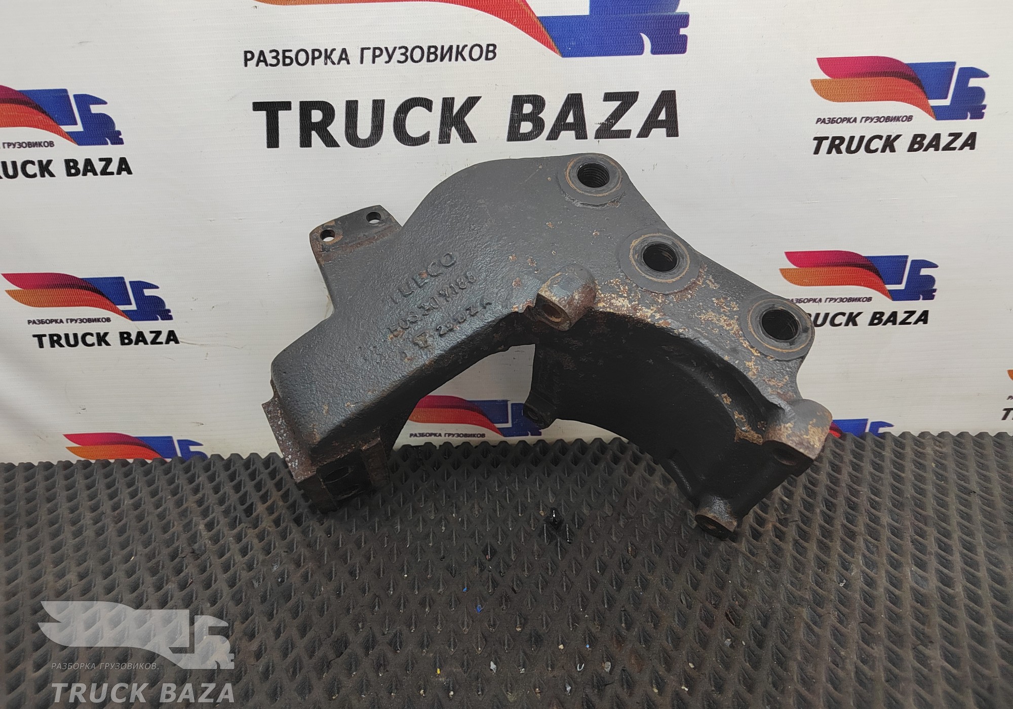 500307188 Кронштейн двигателя передний для Iveco EuroTech