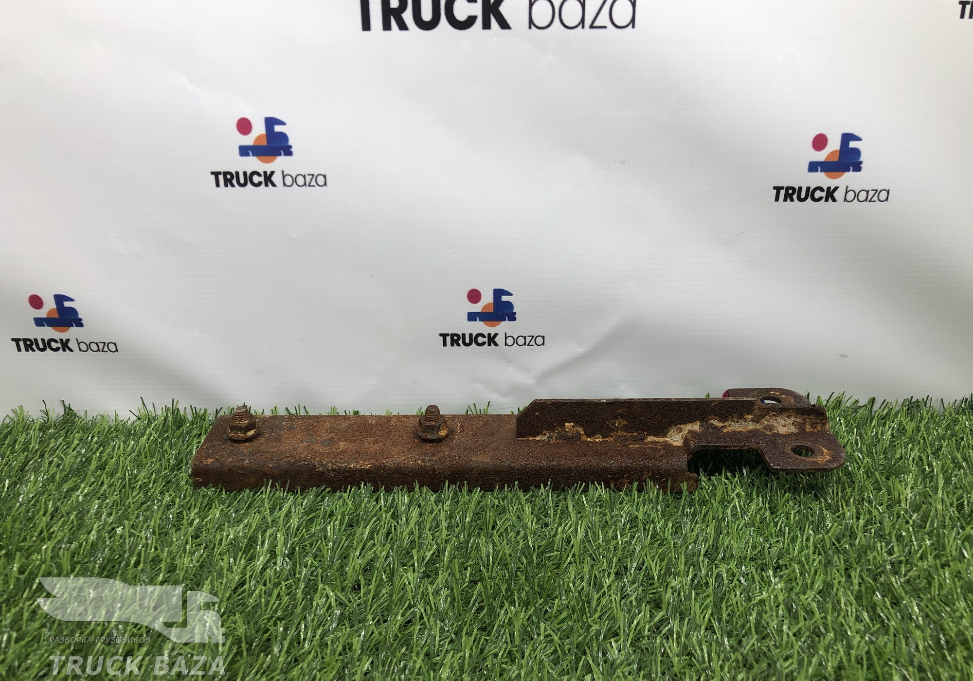 5490561427020 Кронштейн шумоизоляции двигателя для КАМАЗ 5490 (с 2013)