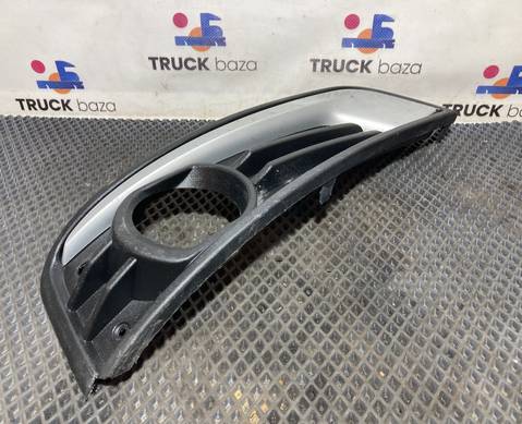 549018416087 Рамка левой противотуманной фары для КАМАЗ 54901