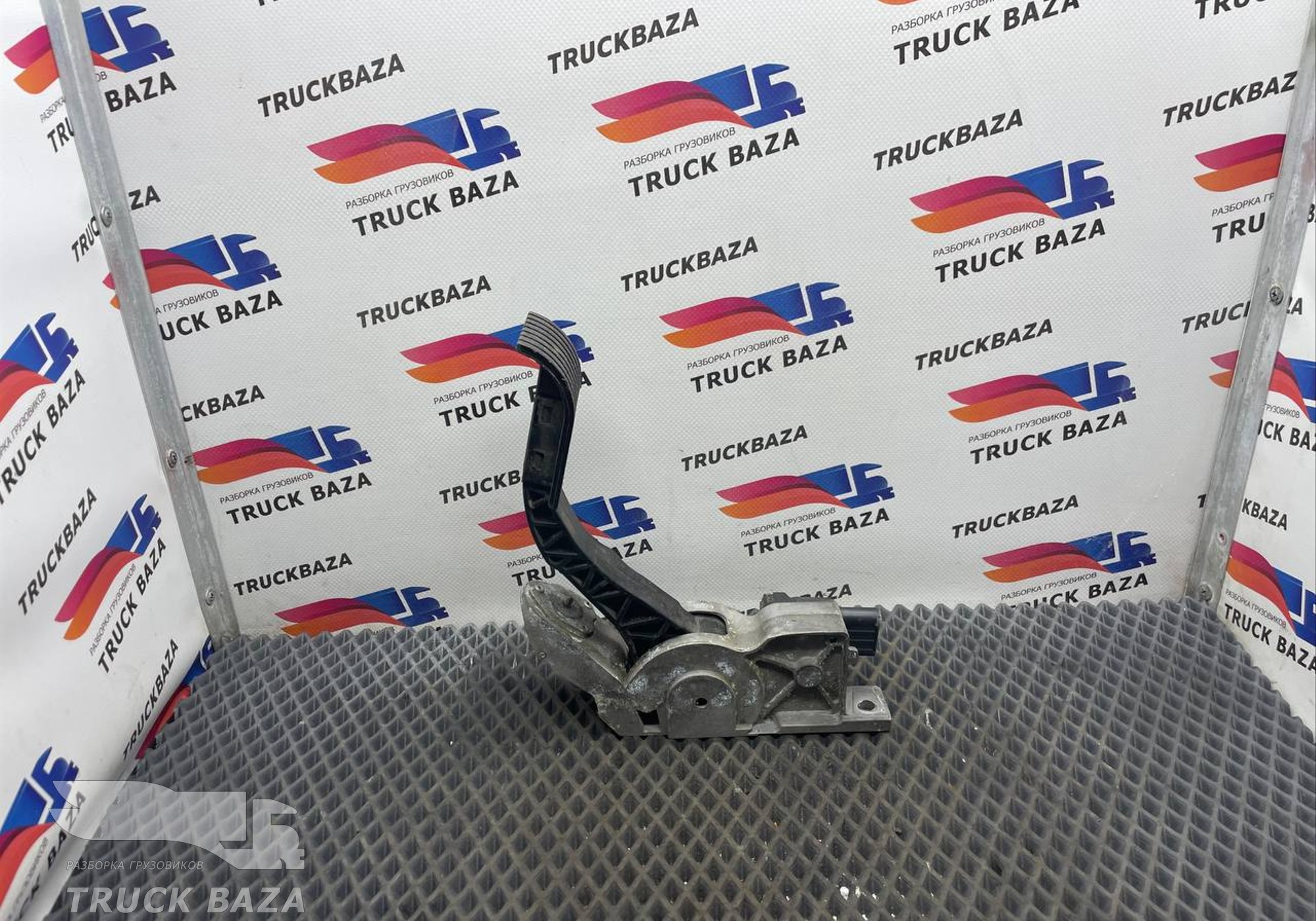 1879728 Педаль газа для Daf XF105 (с 2005)