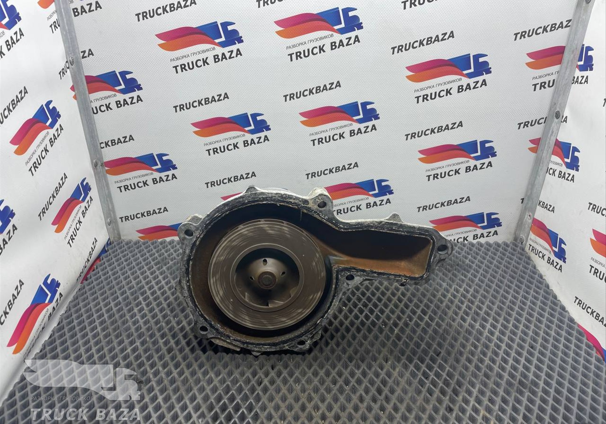 20744939 Насос водяной (помпа) для Renault Premium II (с 2005 по 2013)