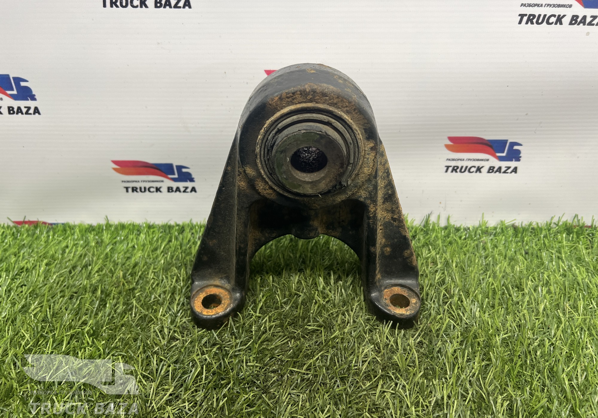 81437053270 Кронштейн стабилизатора подвески