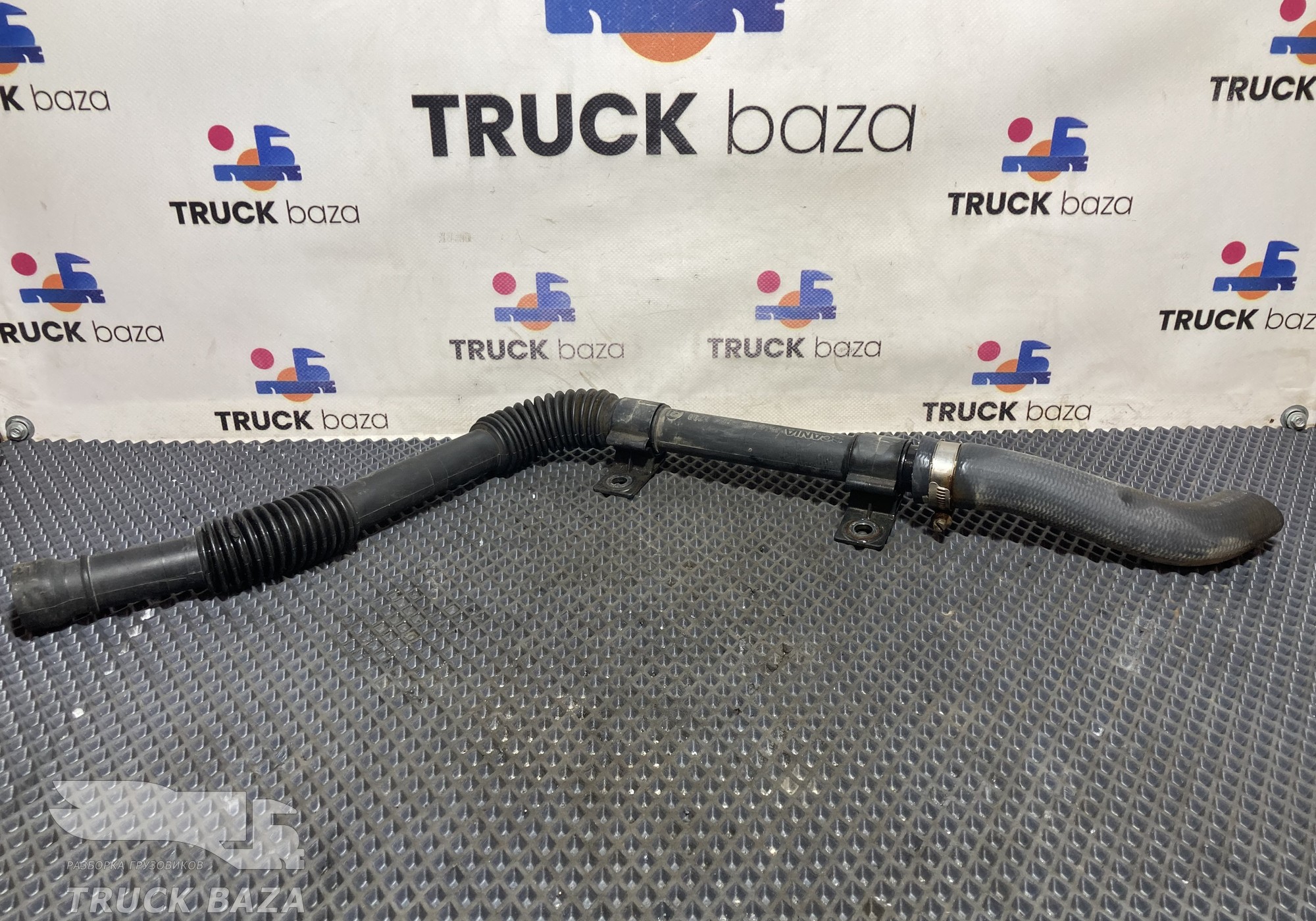 1546580 Патрубок воздушного фильтра