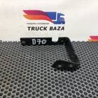 1697312 Кронштейн фонаря габаритного правый для Daf XF105 (с 2005)