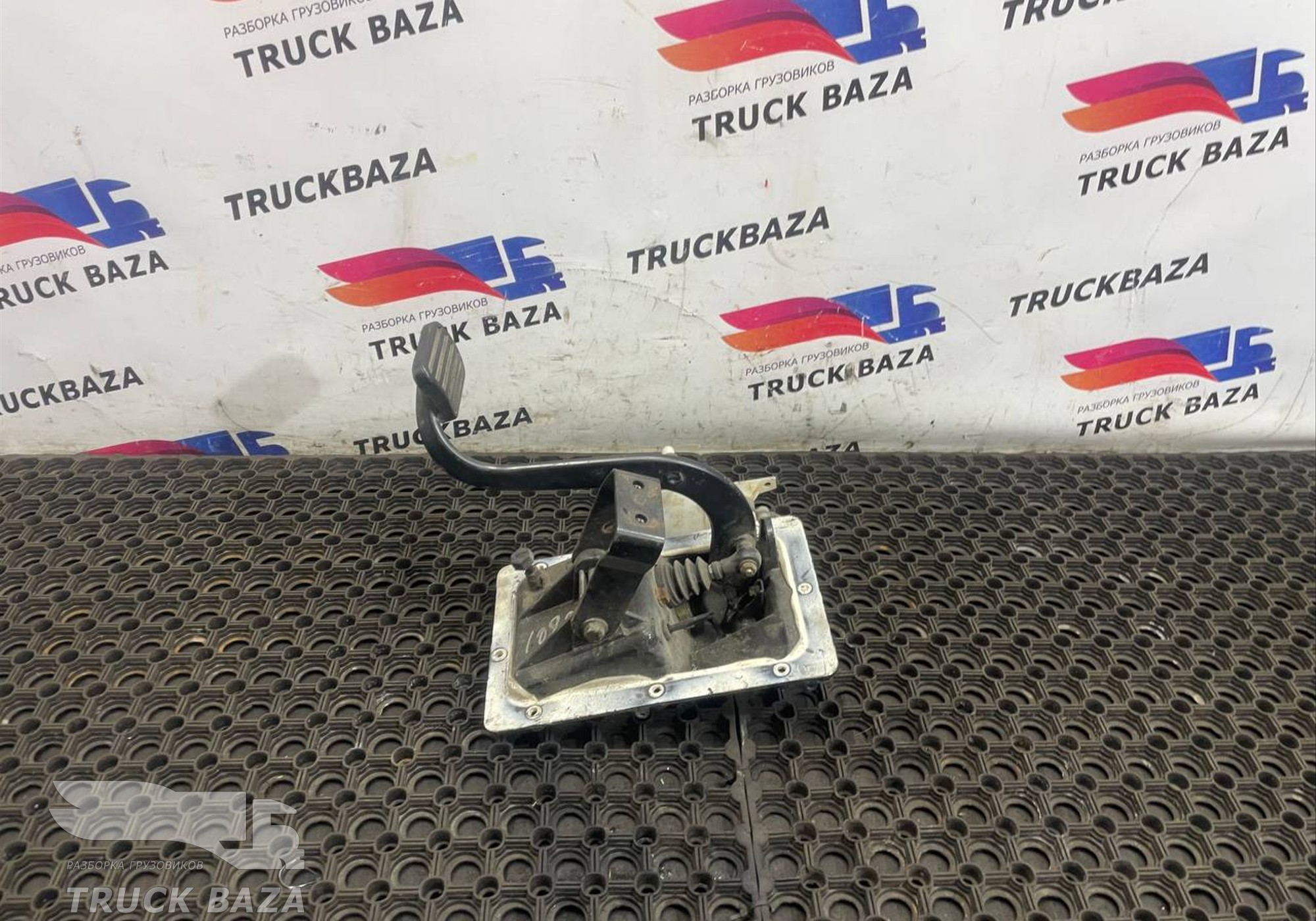 0370141 Блок педалей для Daf XF105 (с 2005)