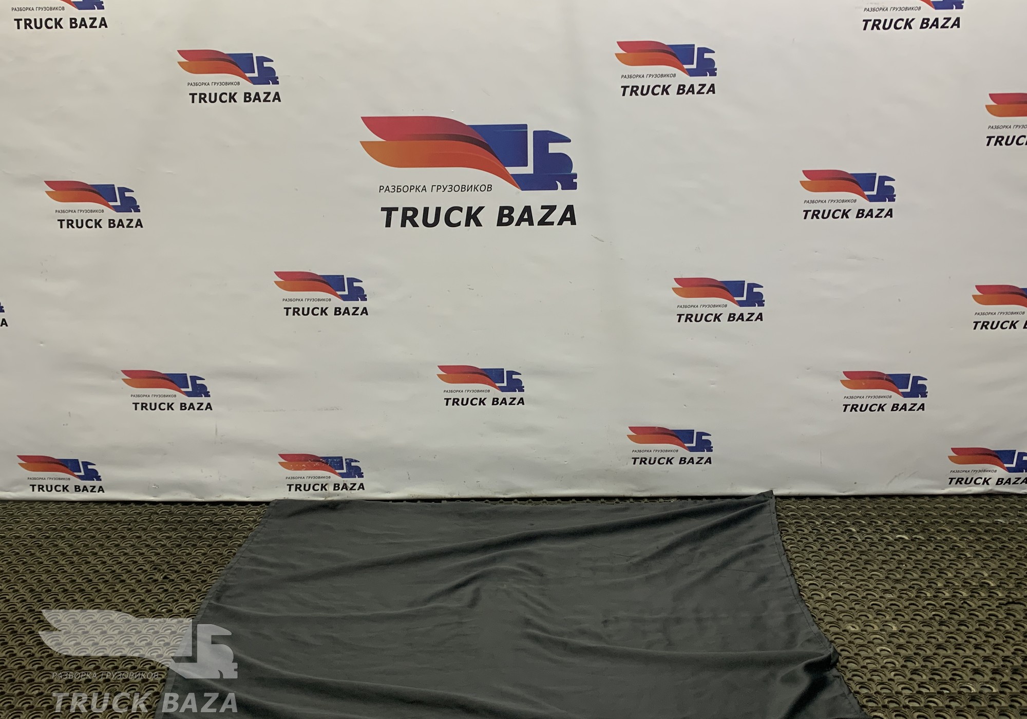 549018219113 Солнцезащитная шторка для КАМАЗ 54901