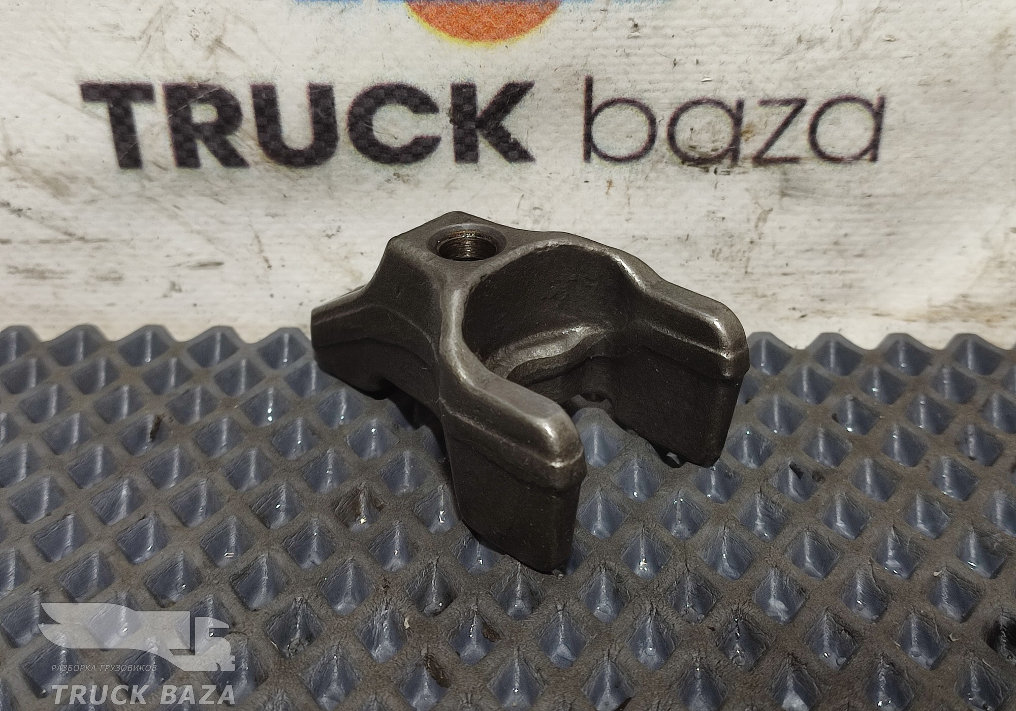 A4720780135 Кронштейн топливной форсунки для Mercedes-Benz Actros New Actros MP4 (с 2011)