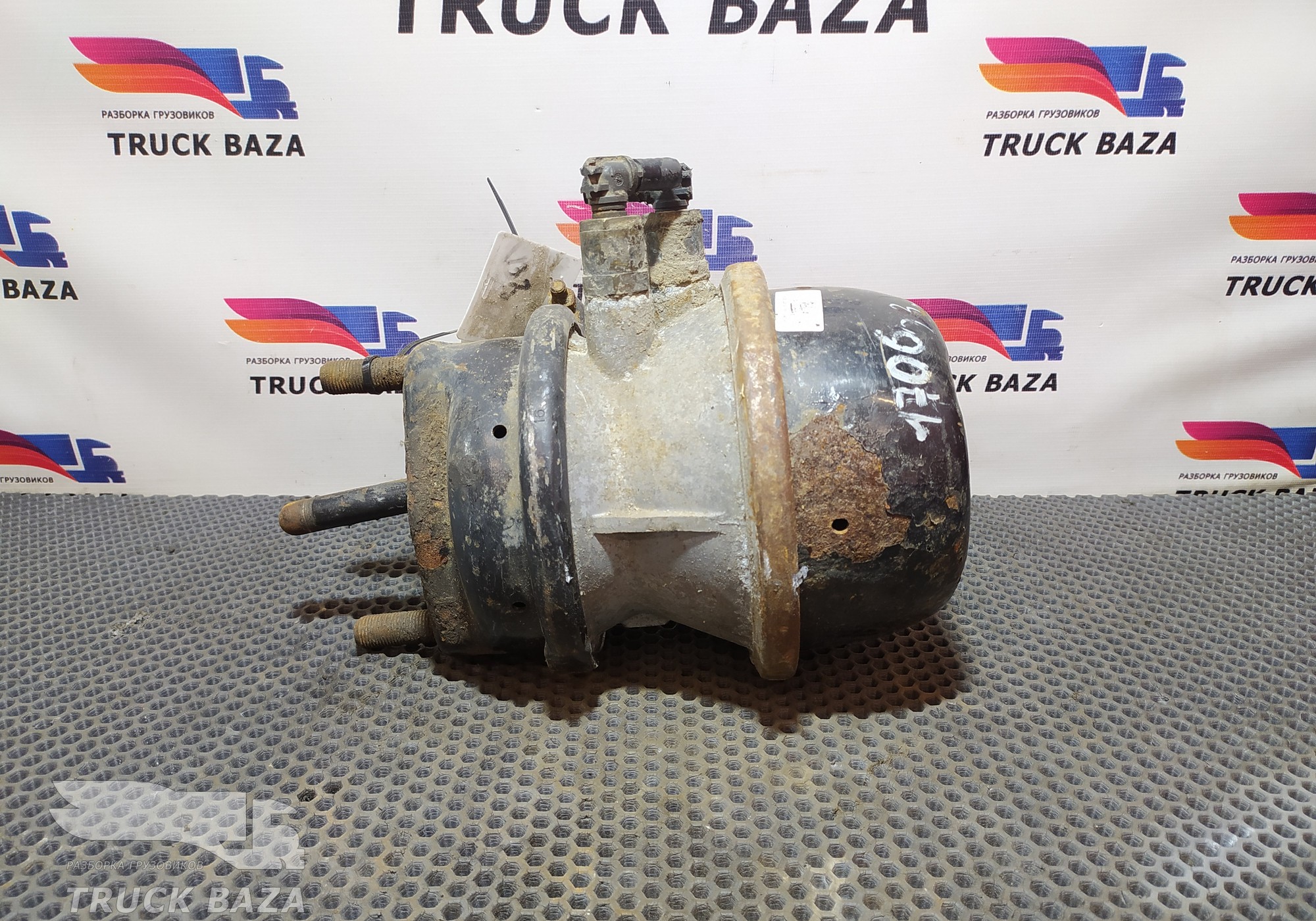 A0074203624 Энергоаккумулятор тормозной для Mercedes-Benz Actros MP1 (с 1996 по 2003)