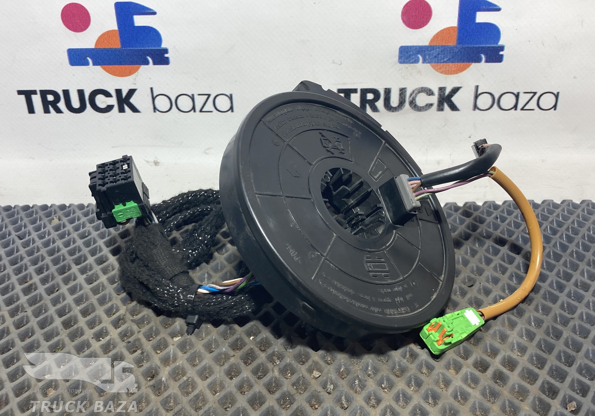 2143880 Шлейф подрулевой