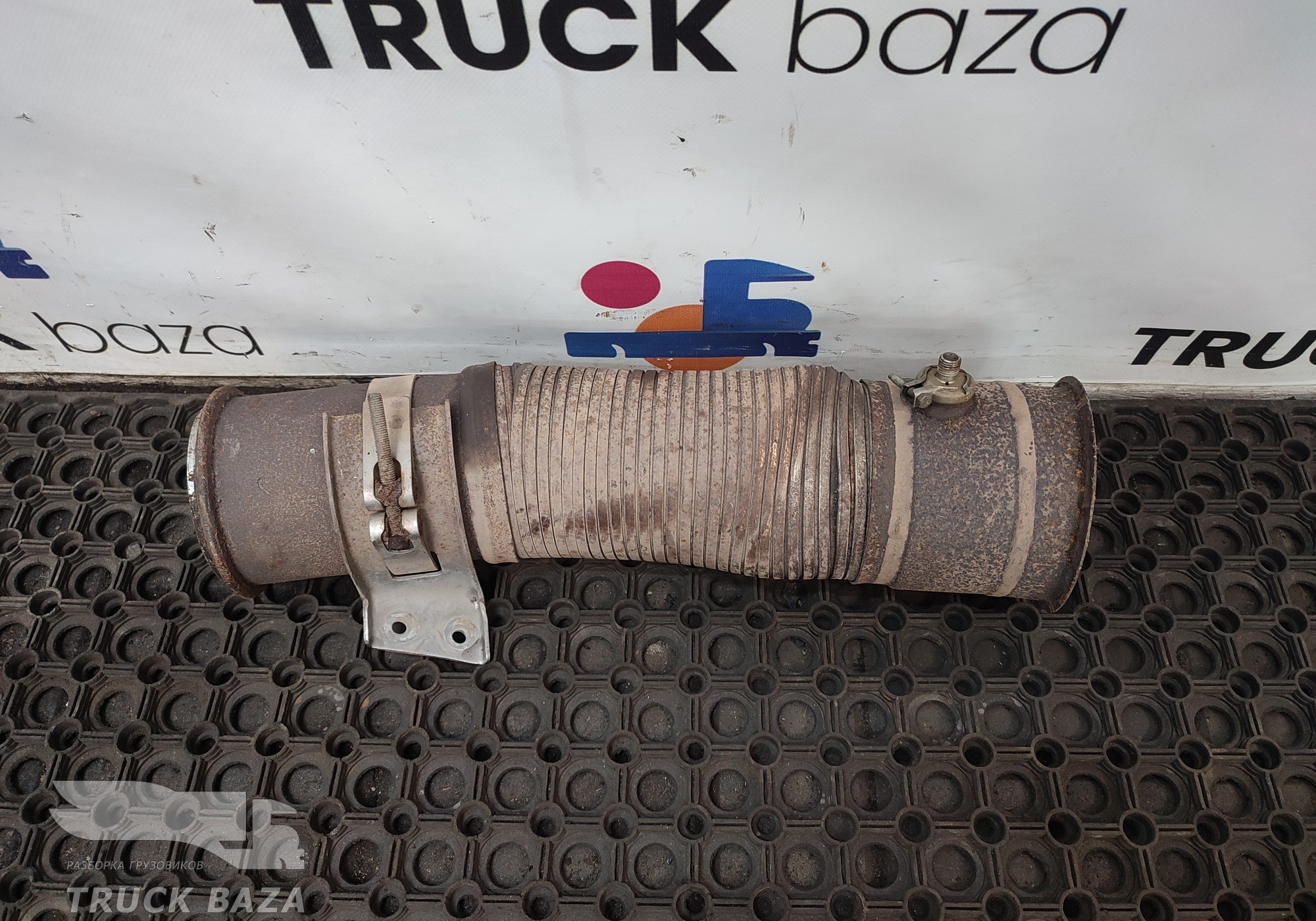 1734040 Приемная труба глушителя для Scania 5-series P (с 2004 по 2016)