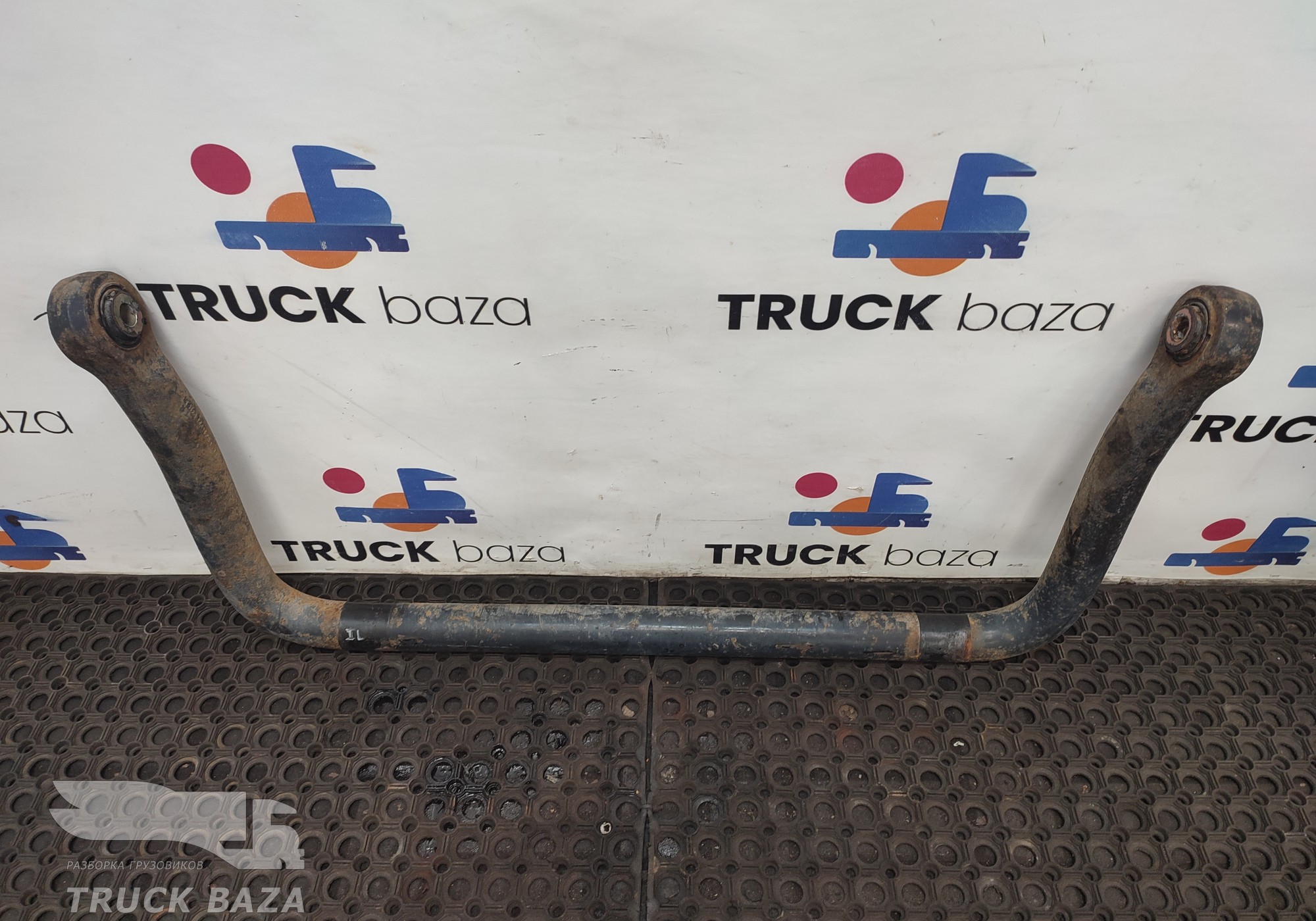 81437156116 Стабилизатор задний