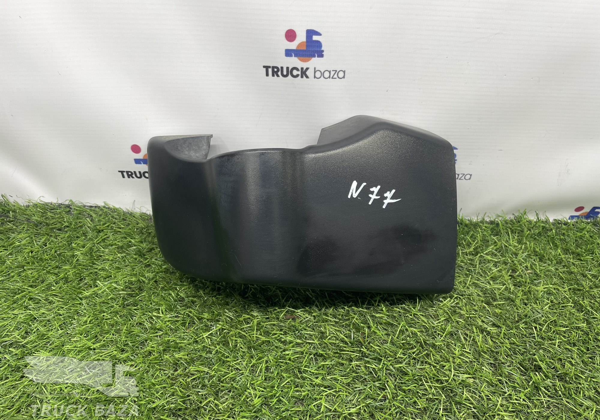 81637320076 Крышка кронштейна зеркала правая для Man TGS I (с 2007)
